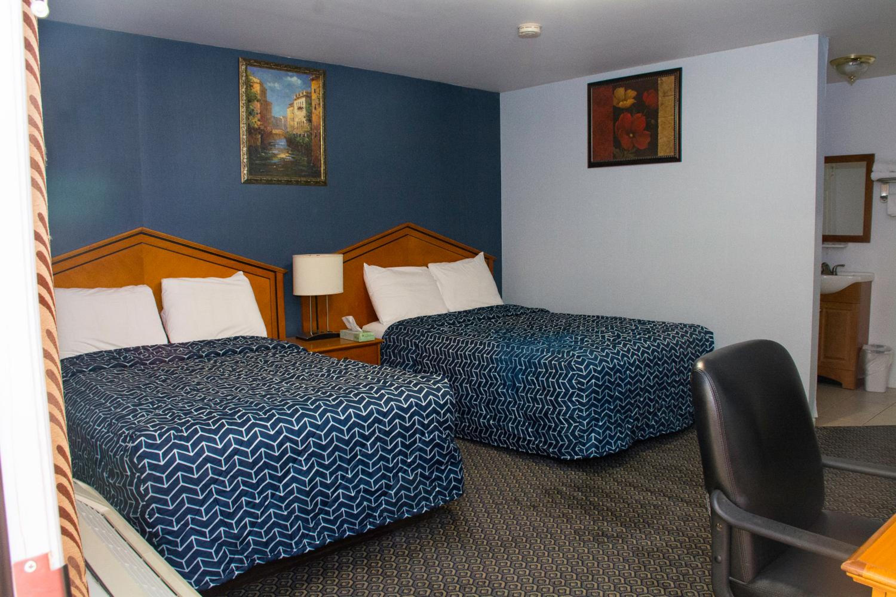 At 9 Motel Near Freehold I-195