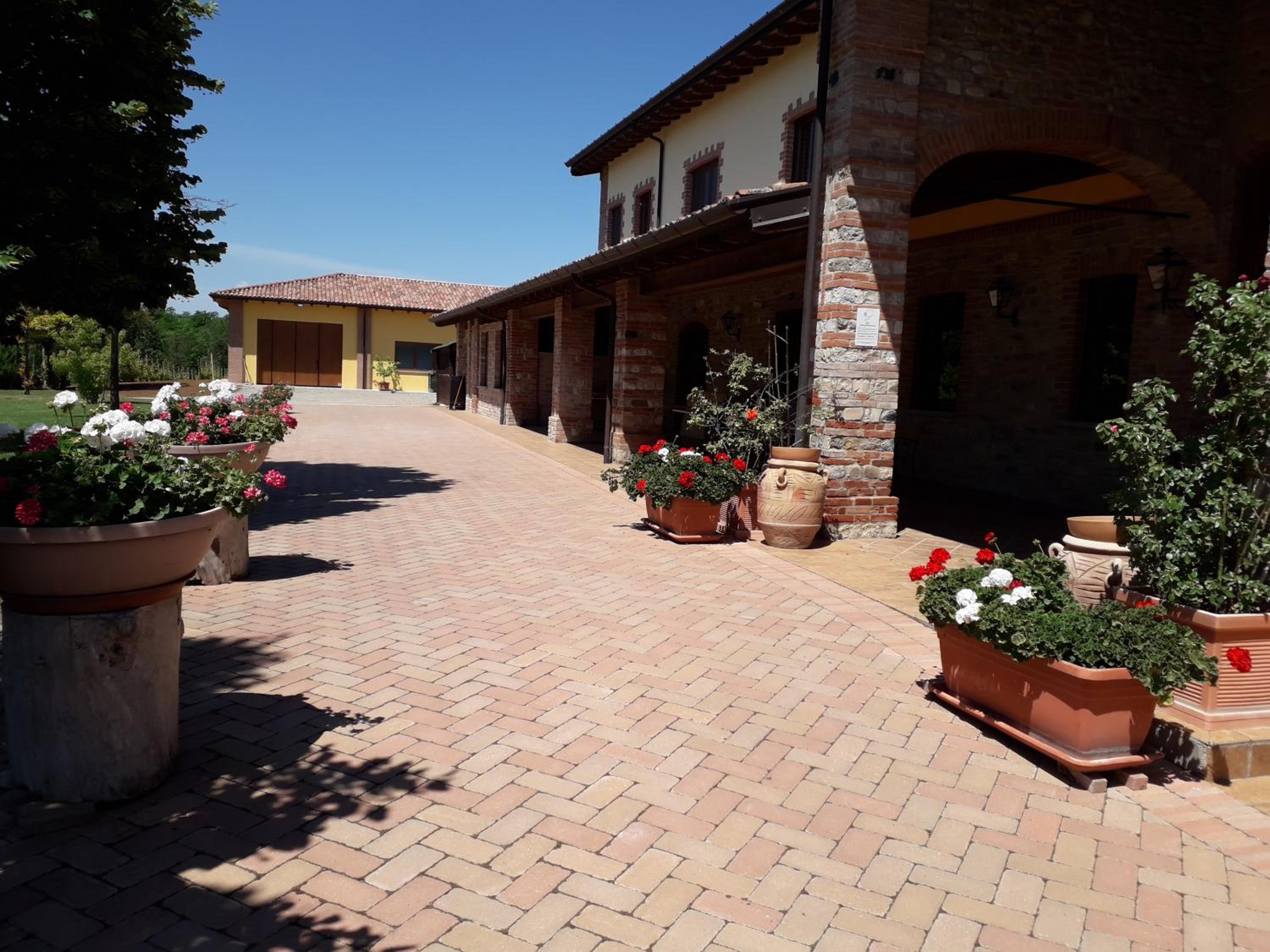 Agriturismo AMA