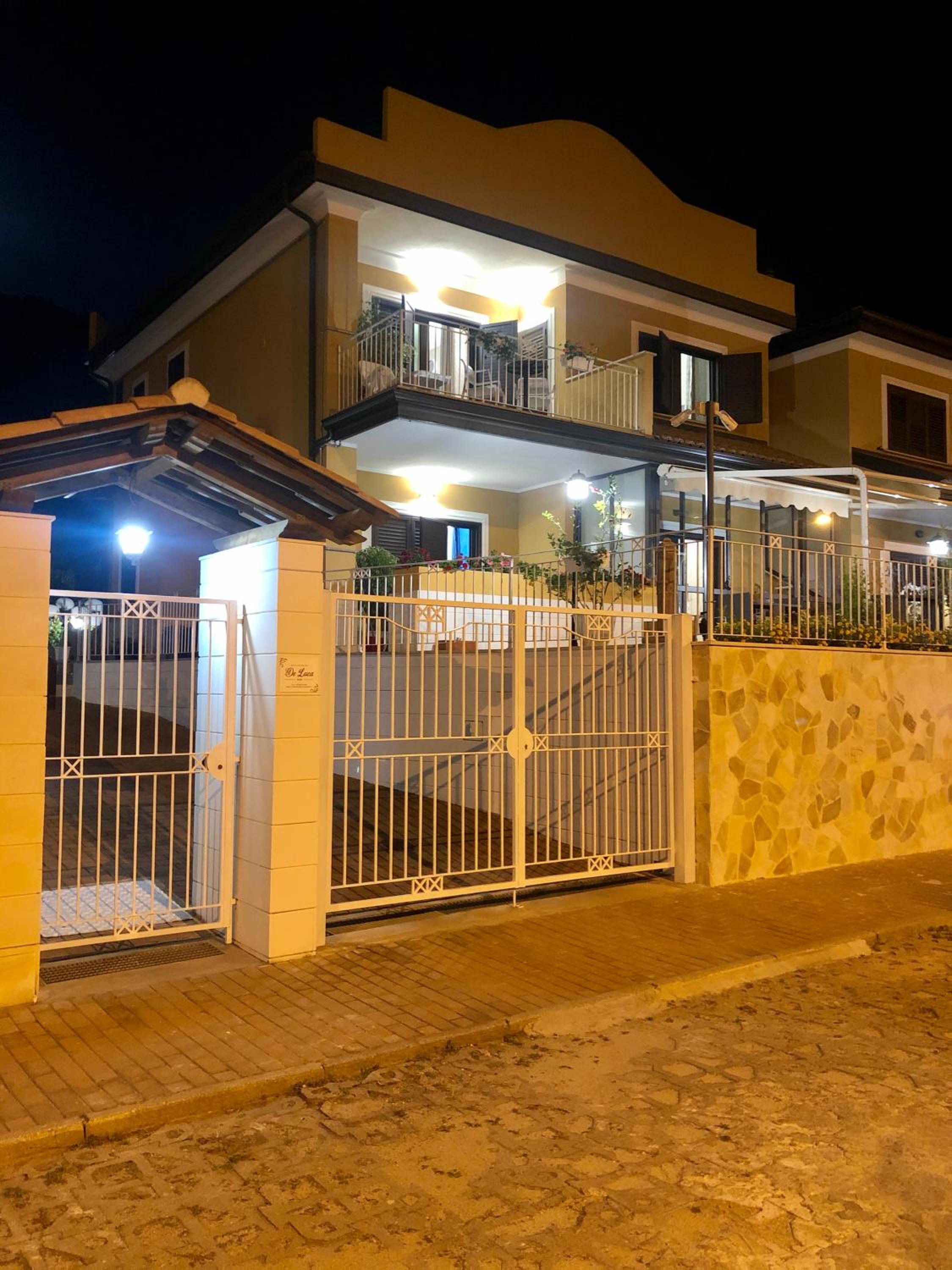 Residenza De Luca Apartment photo 4