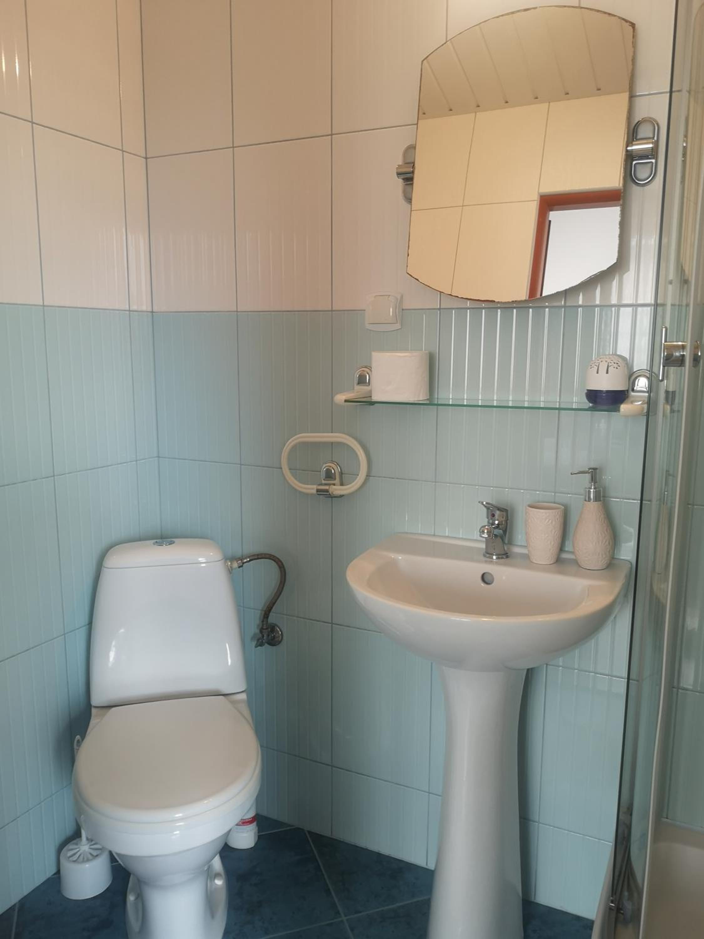Photo 18