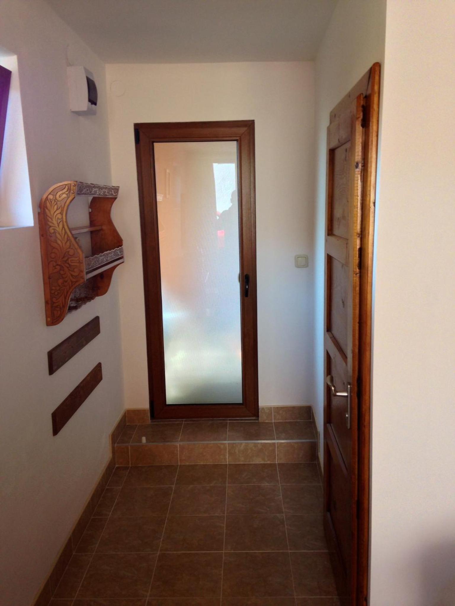 Photo 32