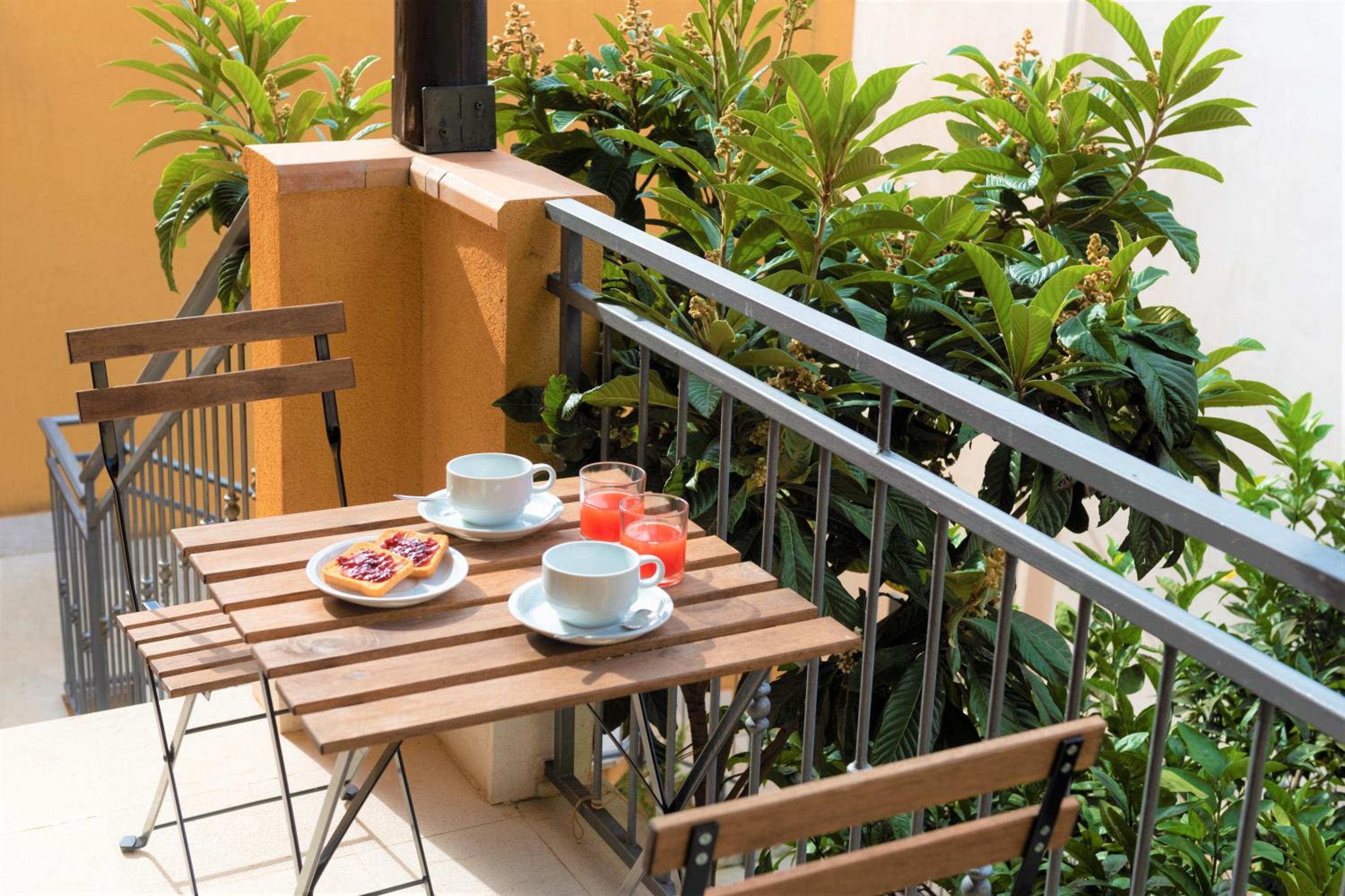 balance & terrace