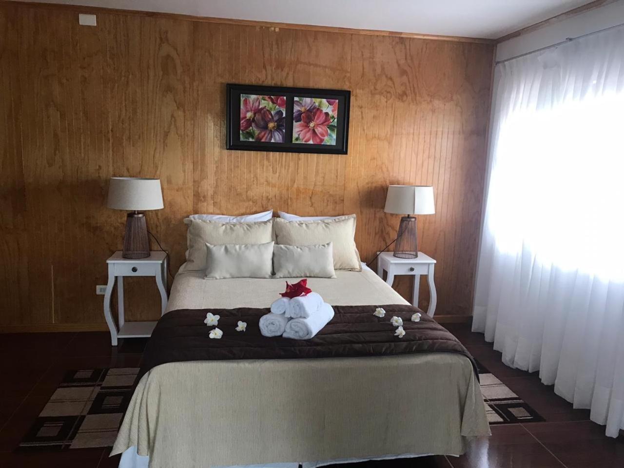 Teanehi Bed & Breakfast