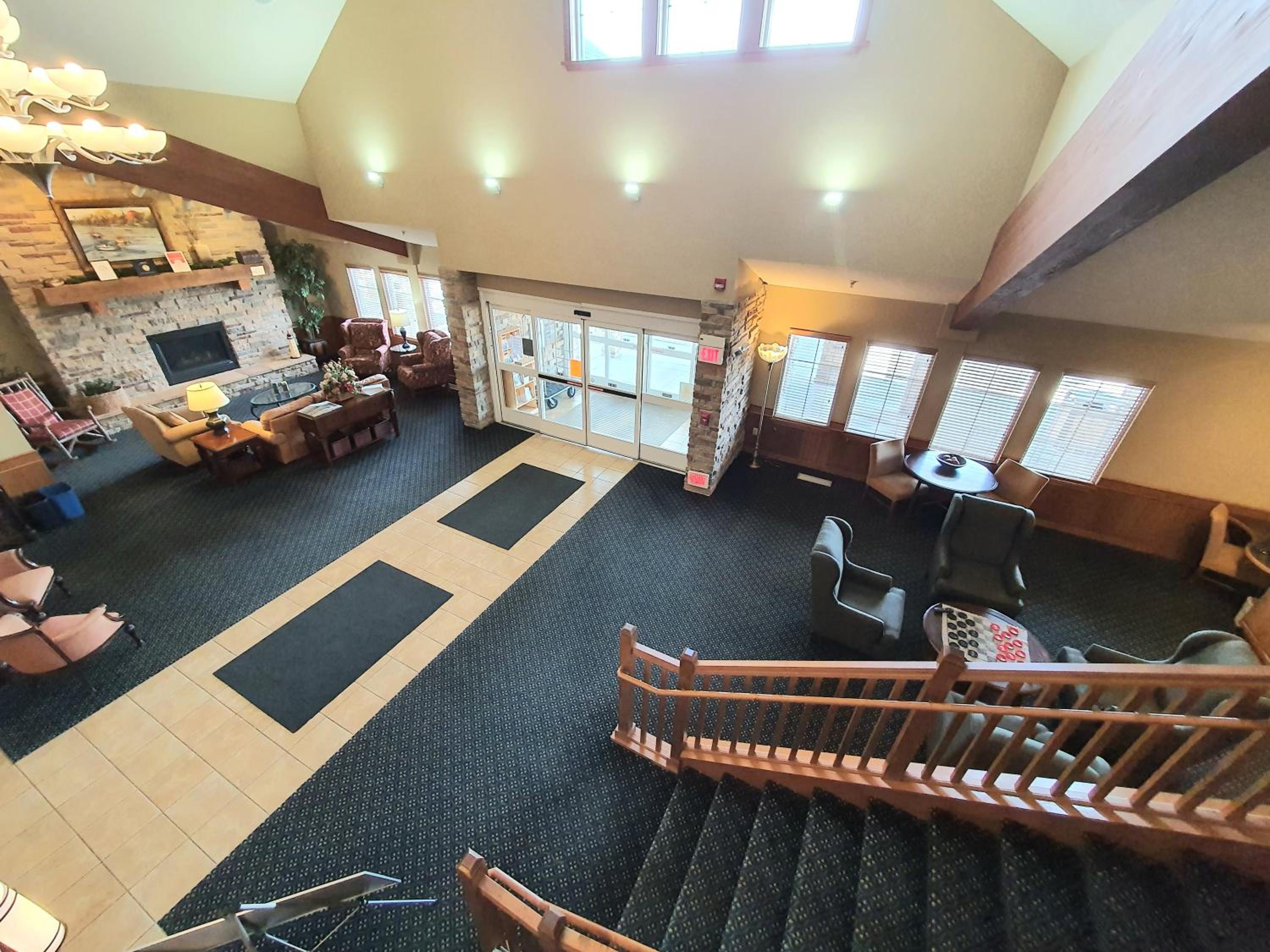 AmeriVu Inn and Suites - Waconia view 4