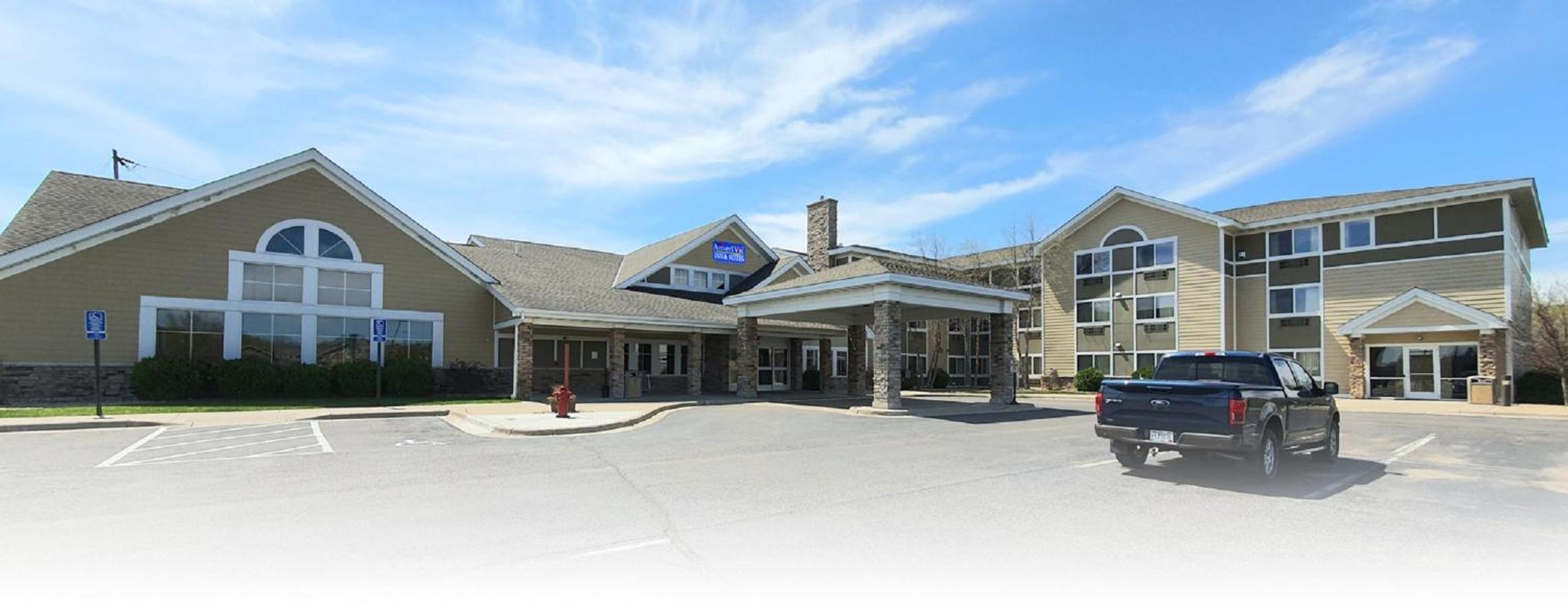 AmeriVu Inn and Suites - Waconia view 3