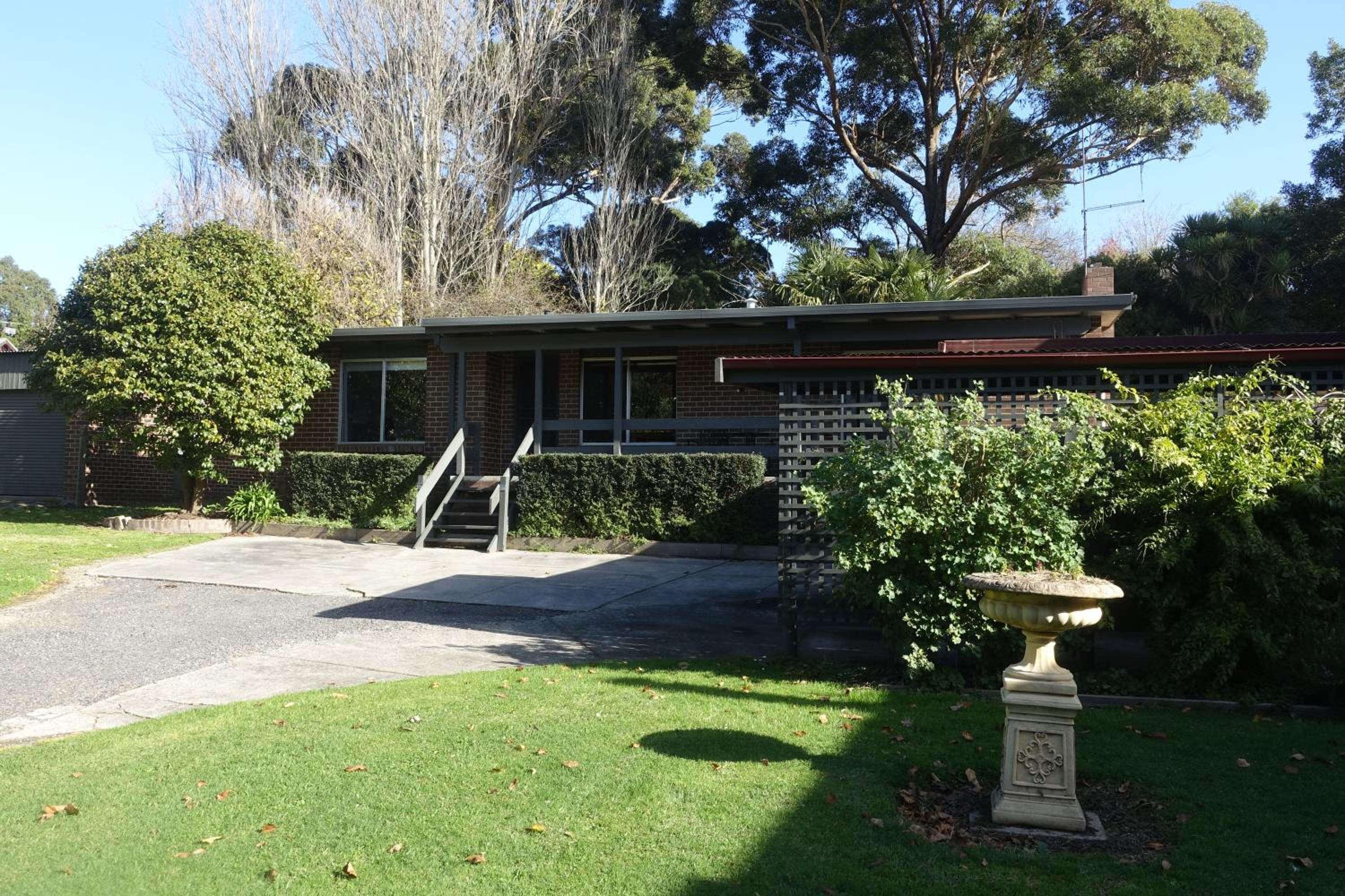 Hotel Healesville Schofield Cottage - Image 1