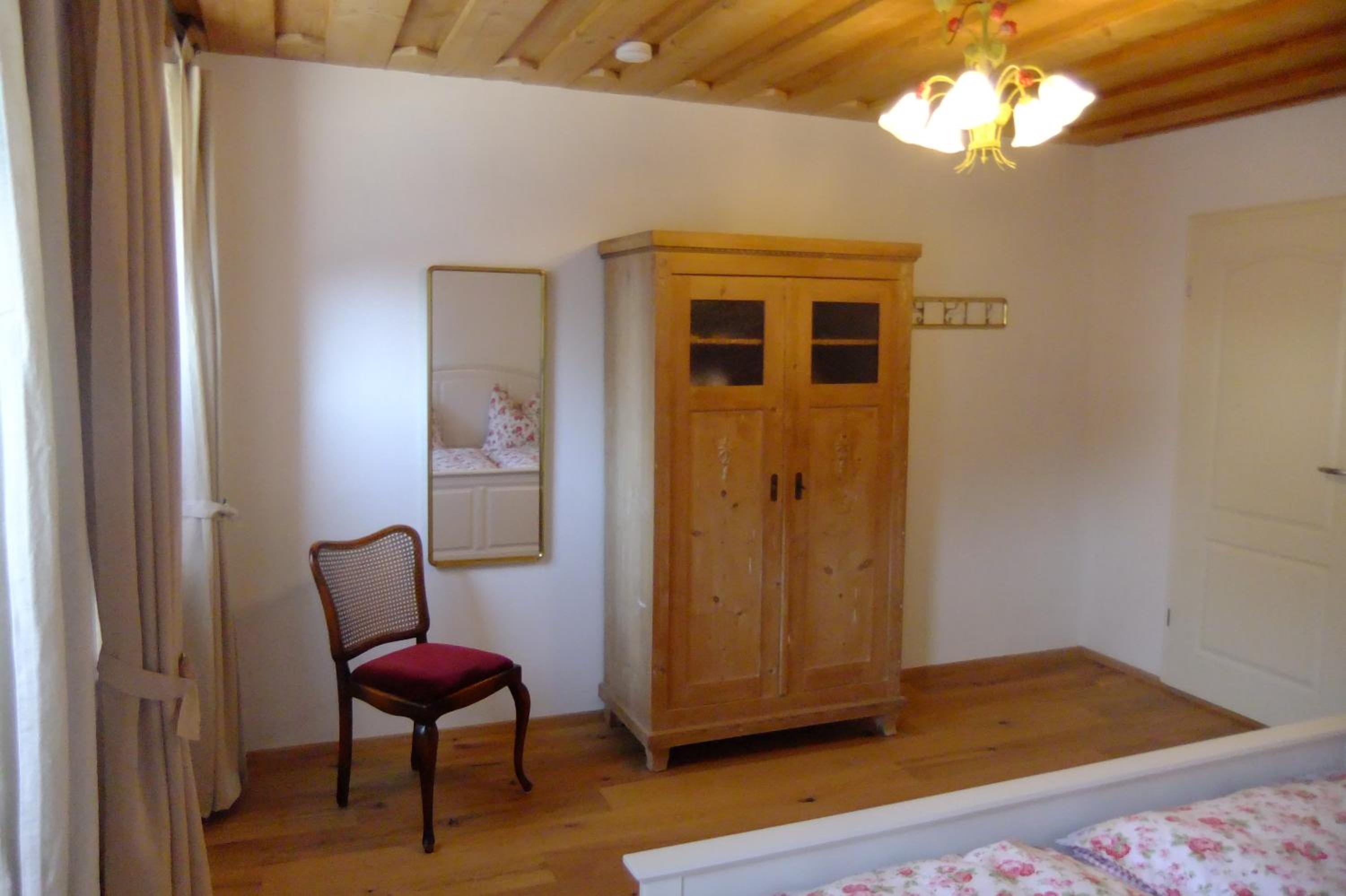 Photo 48