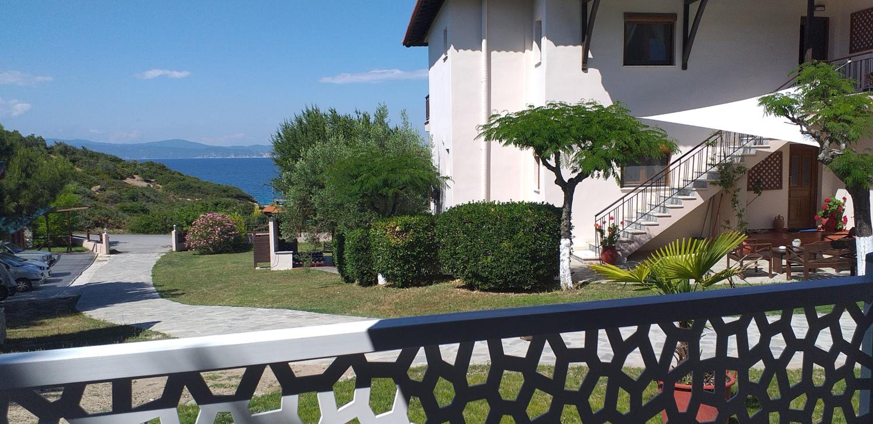 Hotel Barbagiannis House - Image 1