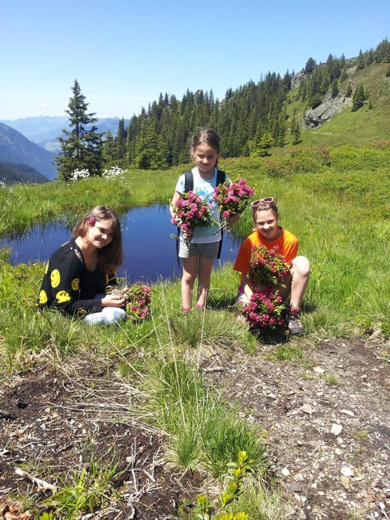 Photo 10