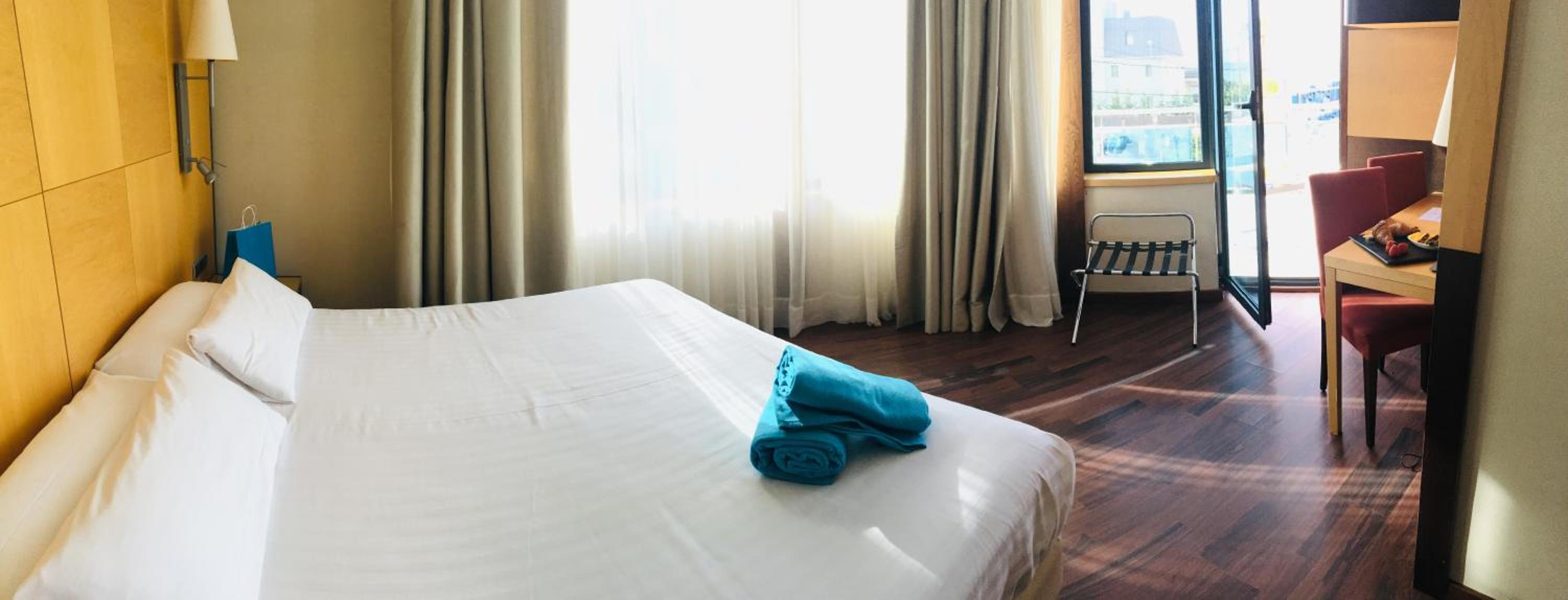 Barcelona Vacations - Best Western Hotel Mediterraneo - Property Image 65