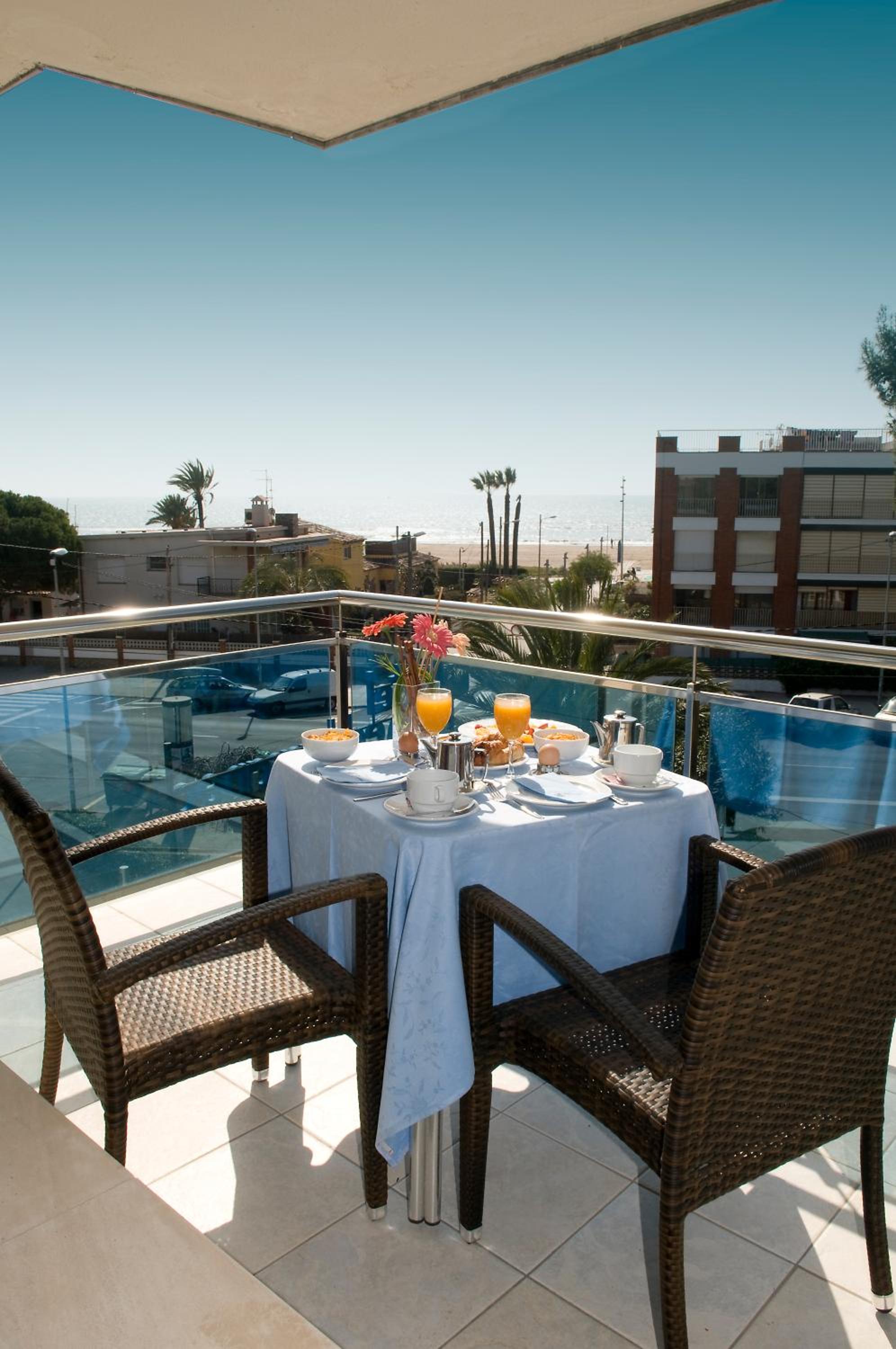Barcelona Vacations - Best Western Hotel Mediterraneo - Property Image 15