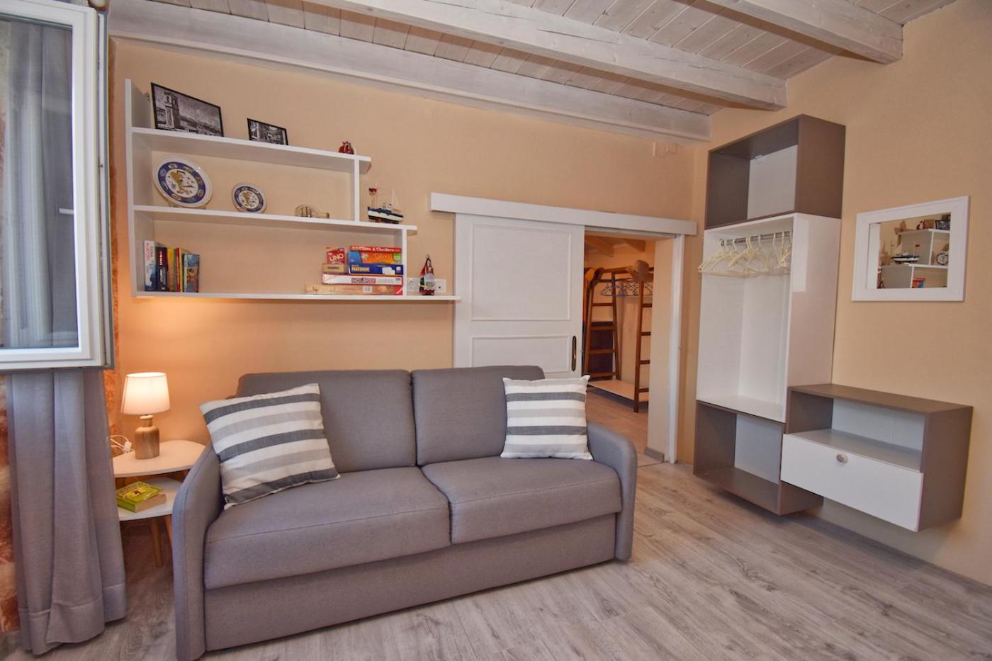 Elpida's House view 5