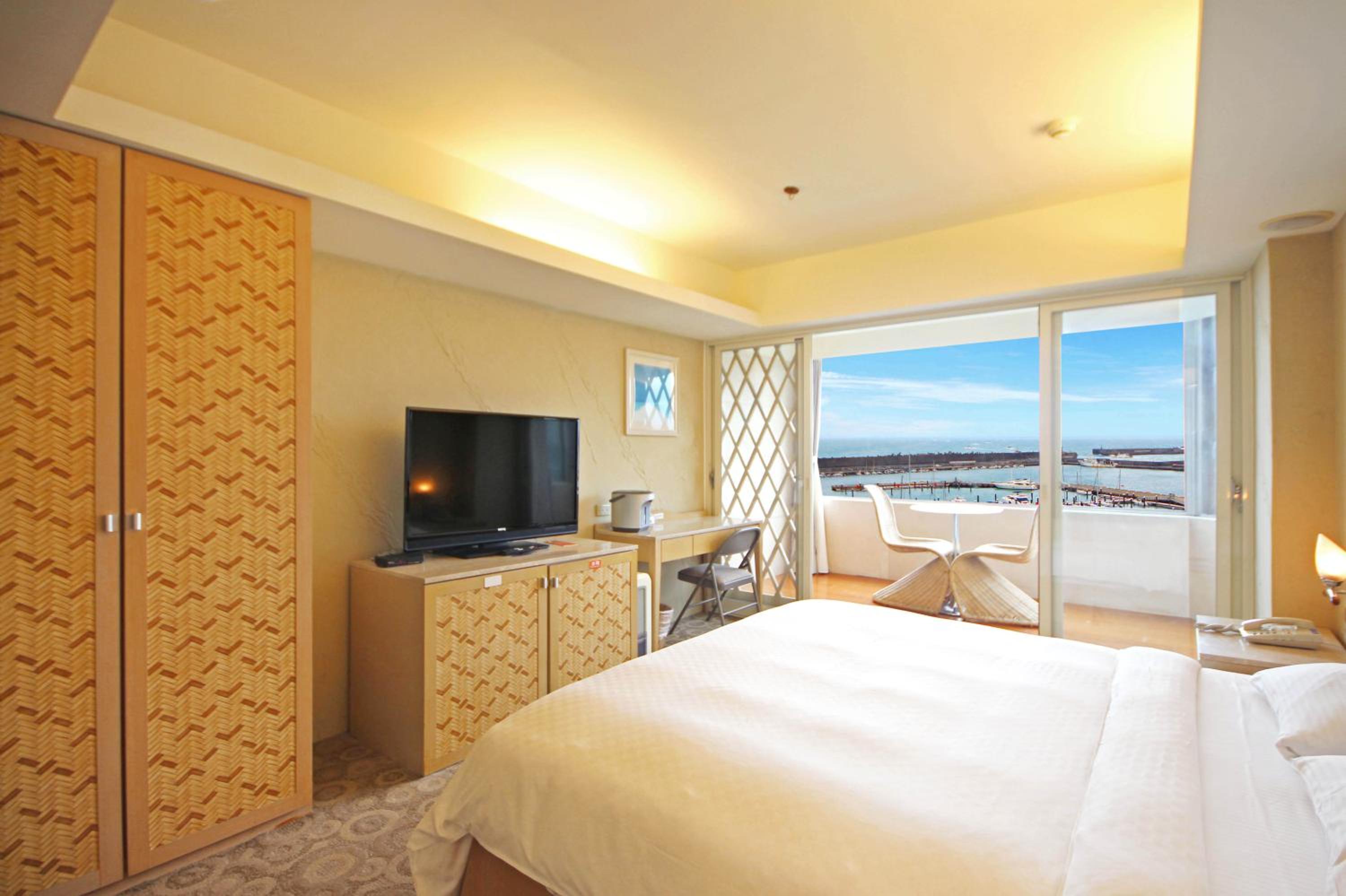 Blue Ocean Hotel