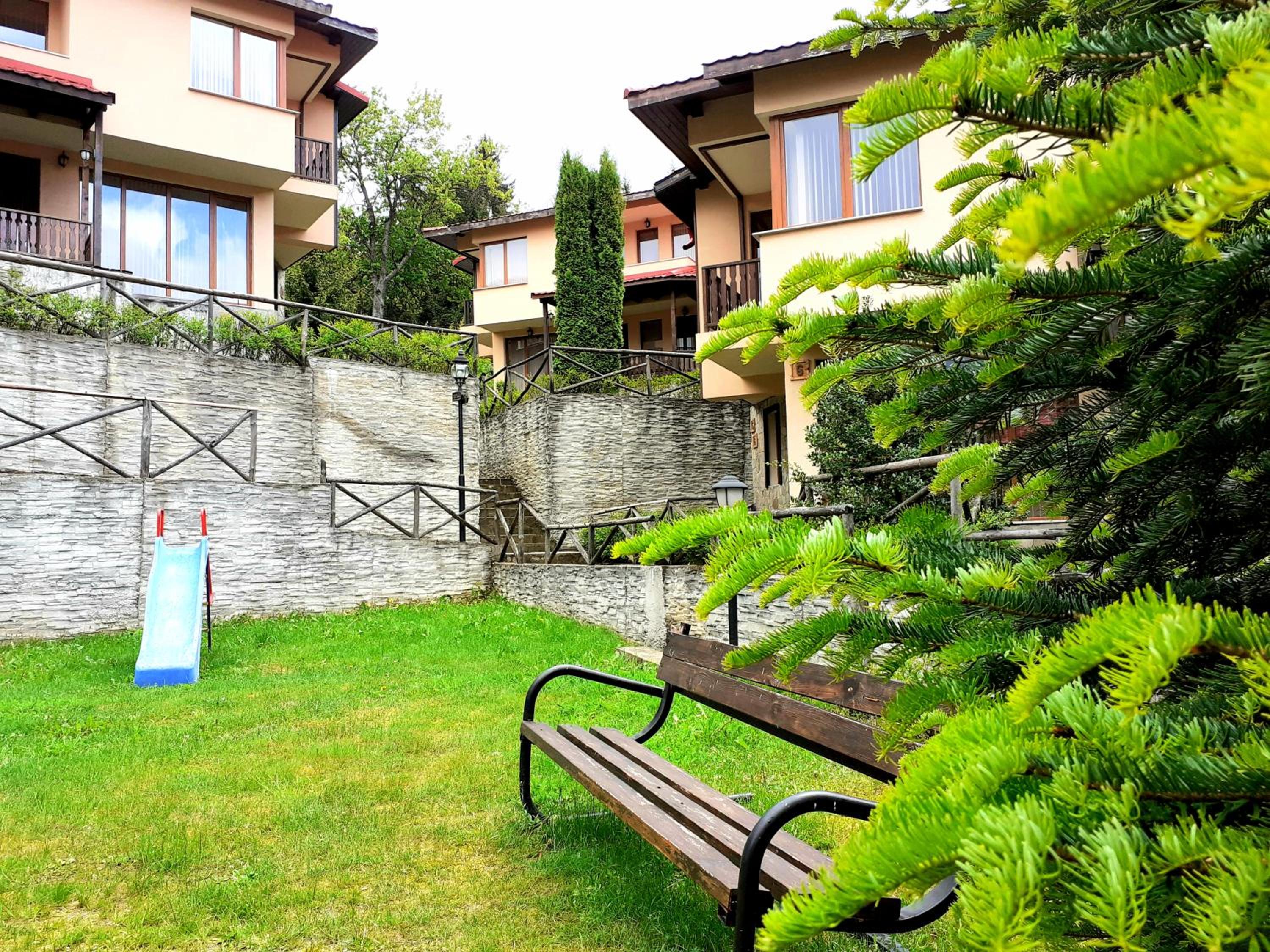 Rodopi Houses
