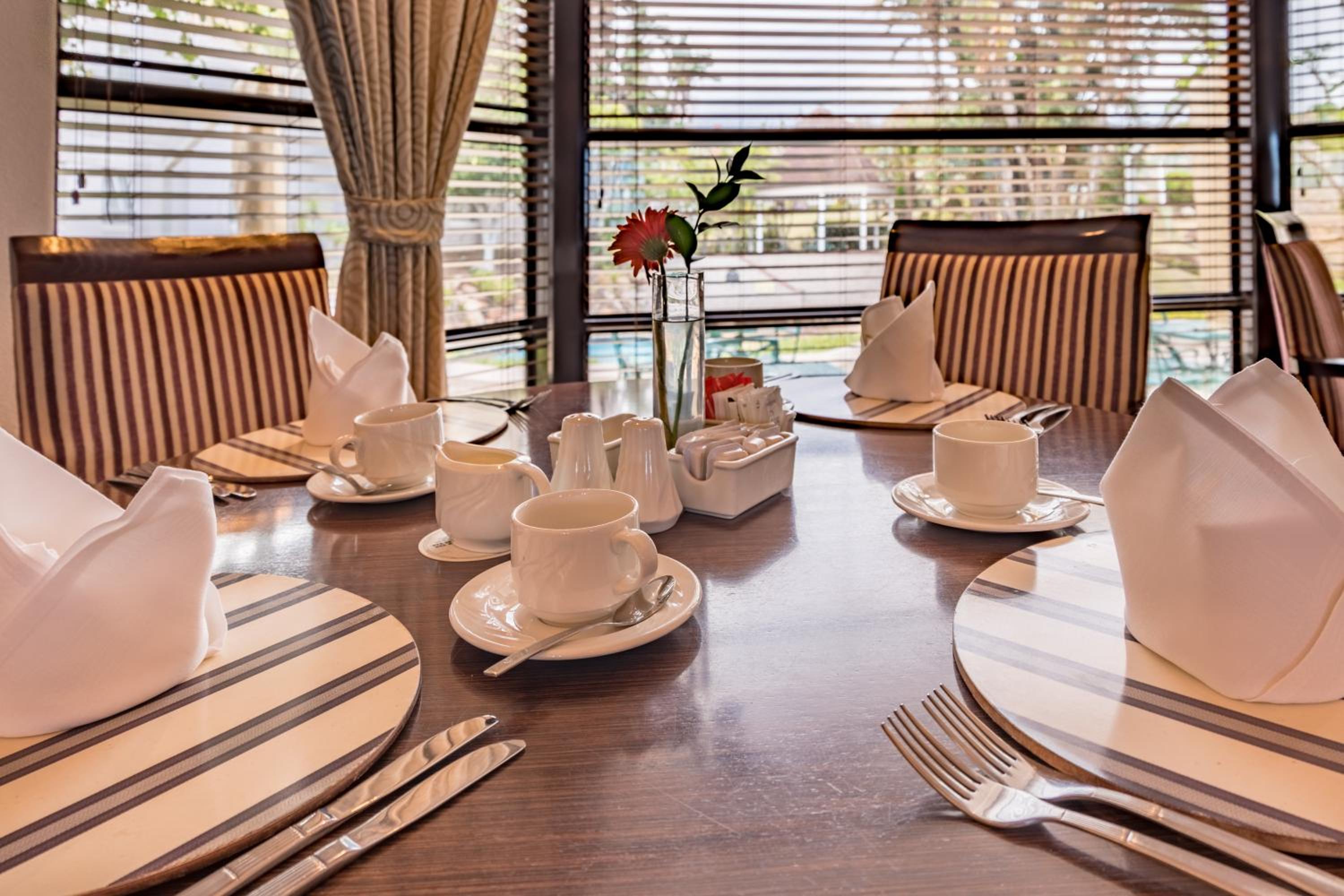 Port Elizabeth Vacations - City Lodge Hotel Gqeberha - Property Image 11