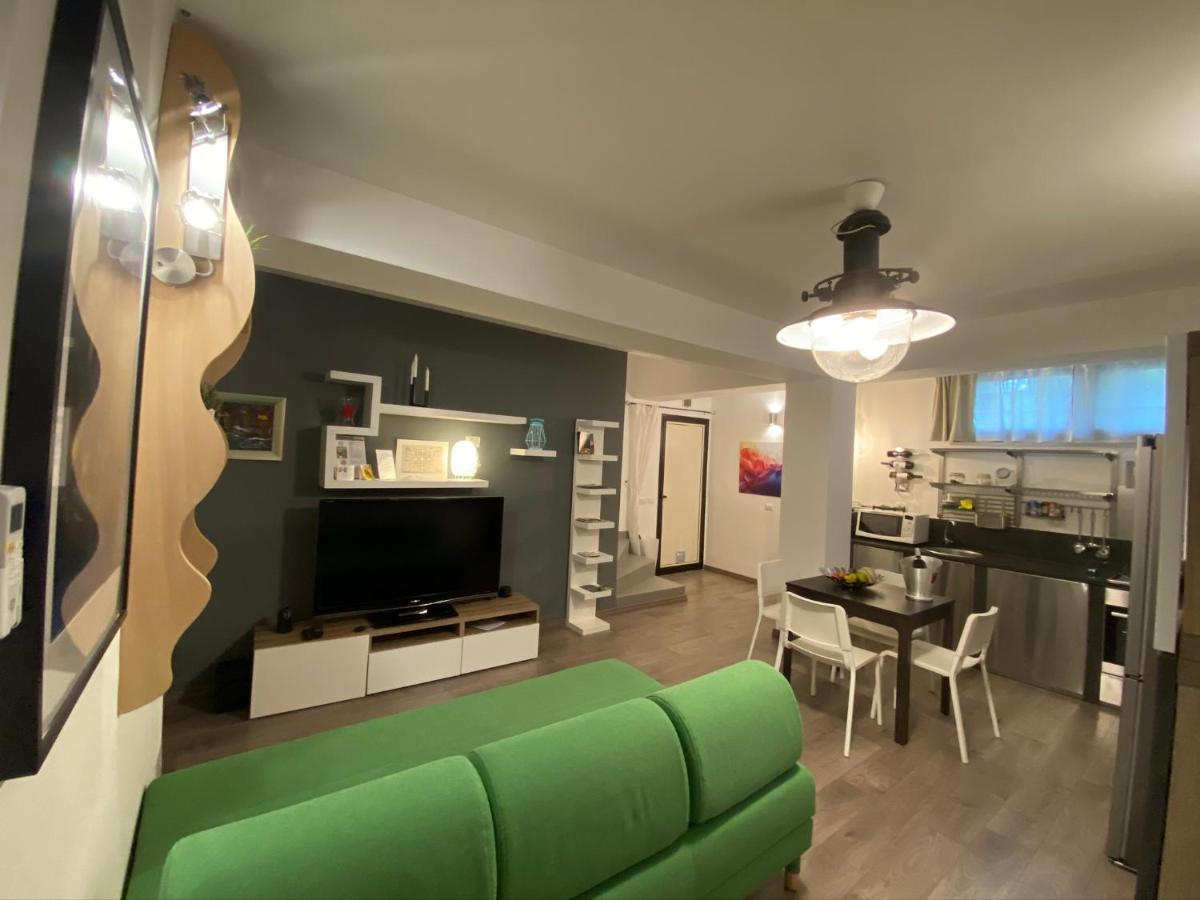 Mood's Home photo 3
