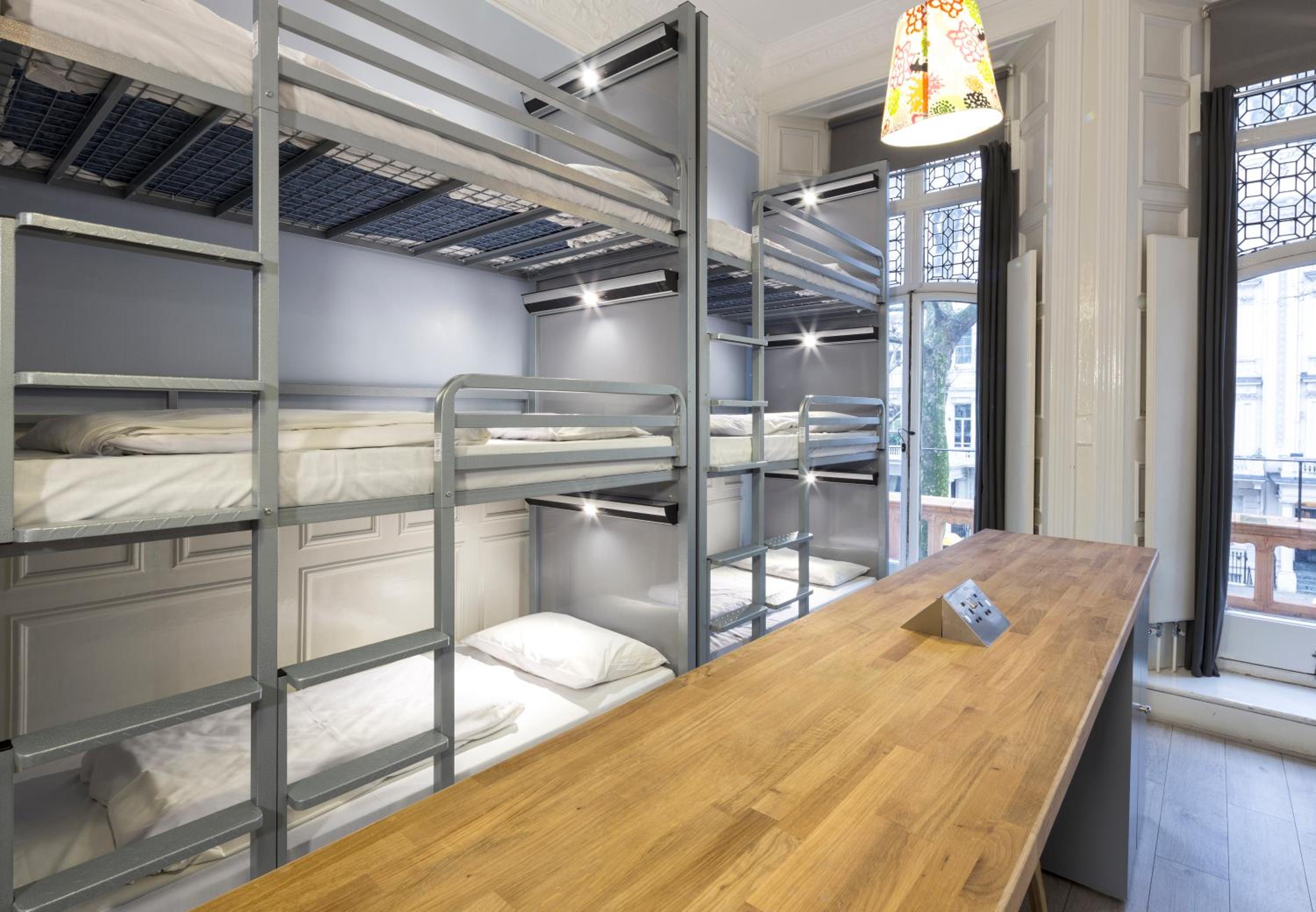 Astor Hyde Park Hostel