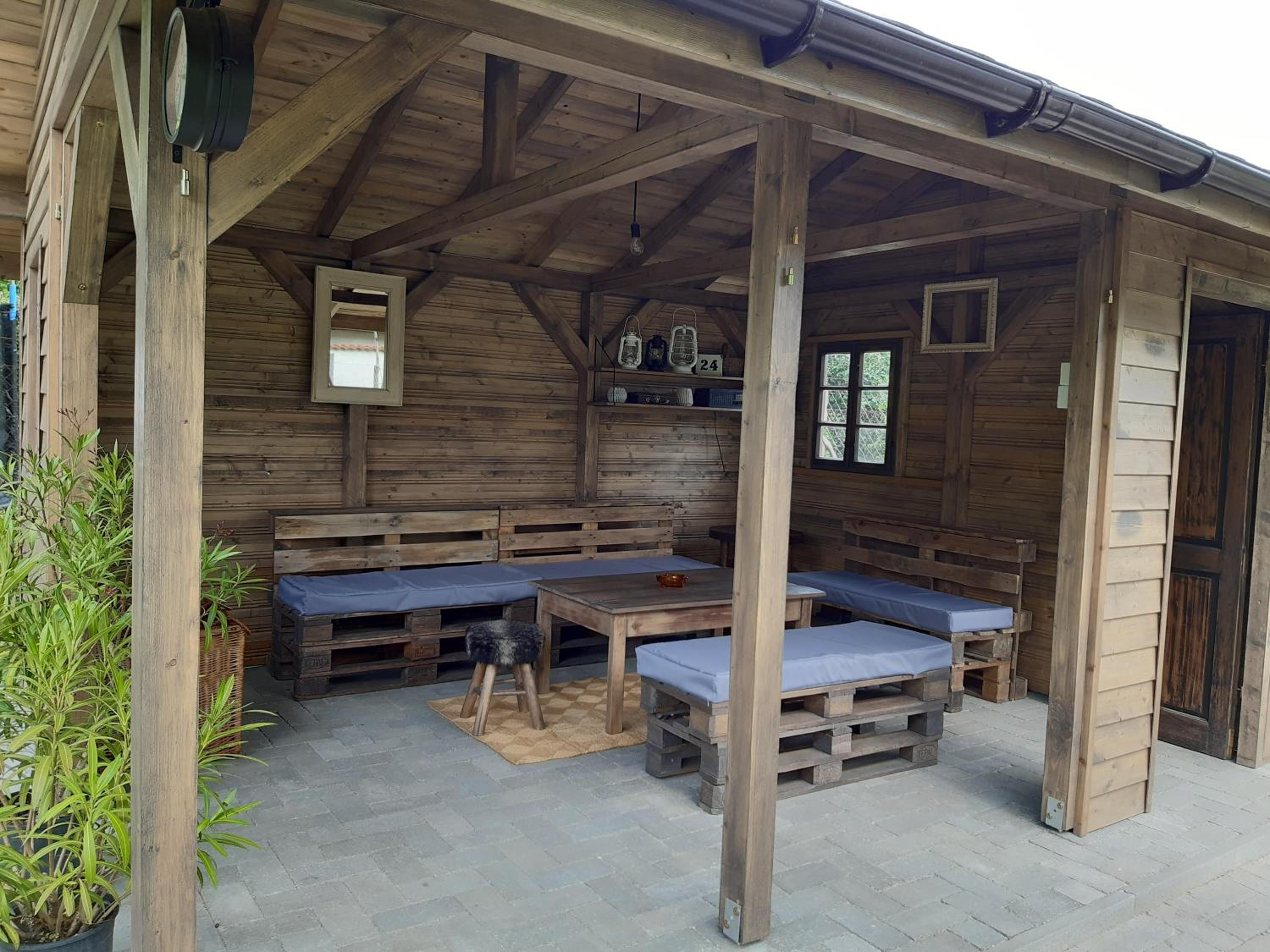 Photo 15
