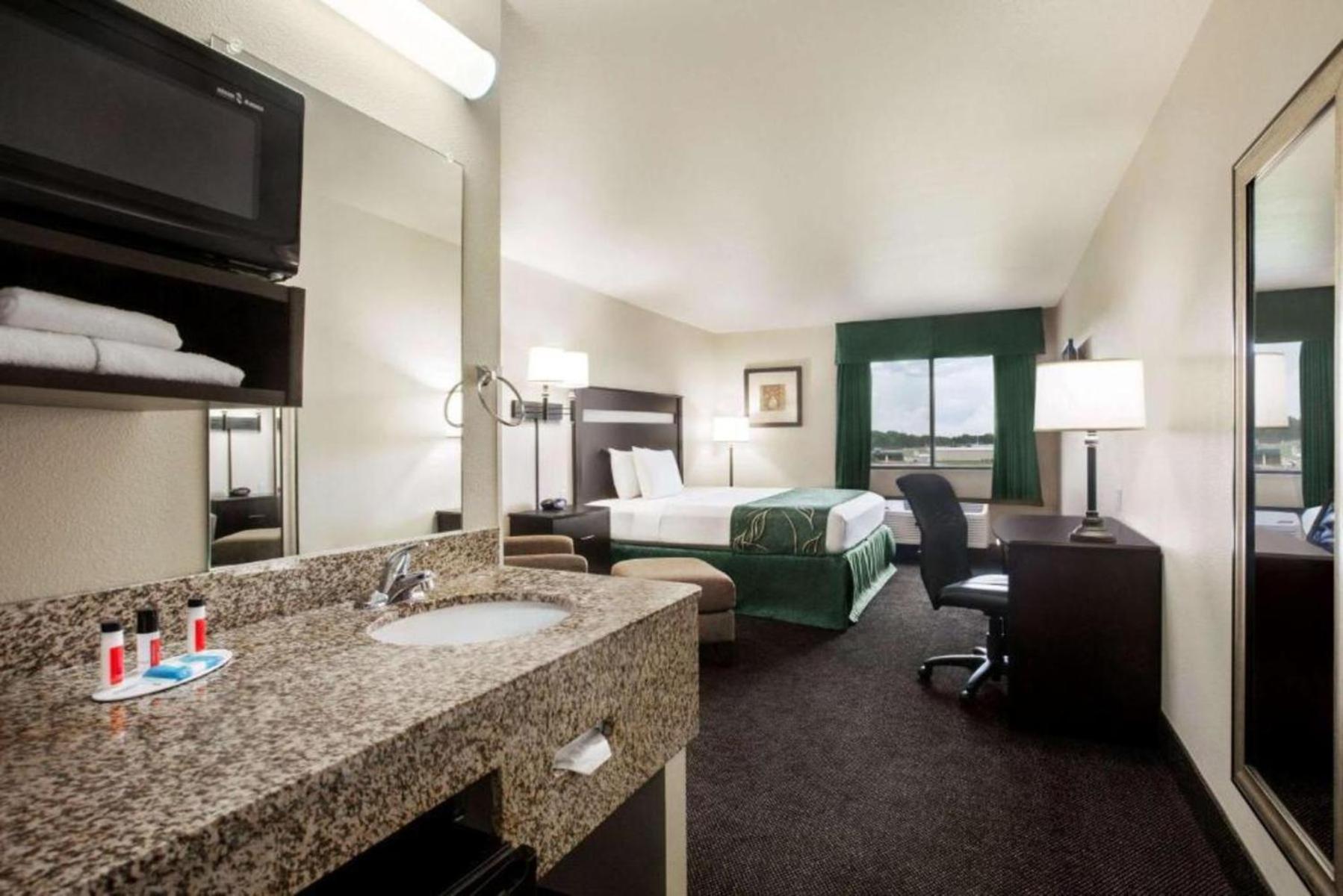 Travelodge by Wyndham Livonia, Foto 4