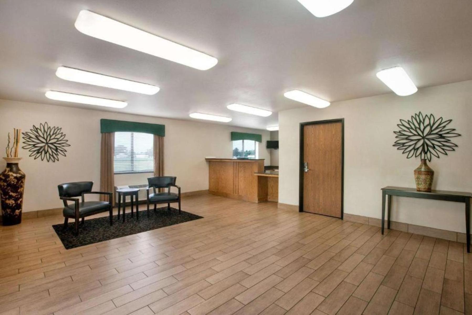 Travelodge by Wyndham Livonia, Foto 17
