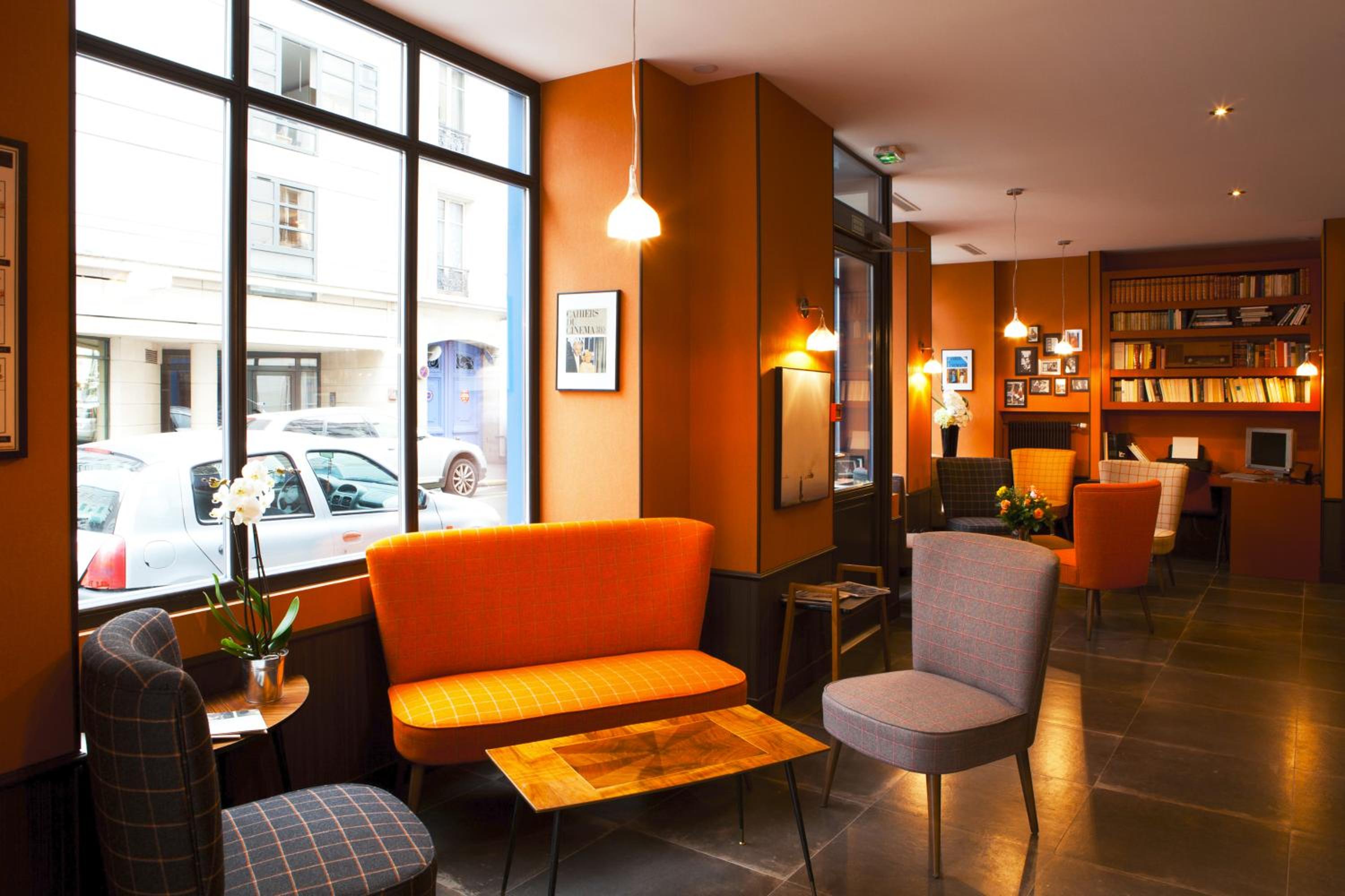 Levallois-Perret Vacations - Hotel Boris V. by Happyculture - Property Image 4