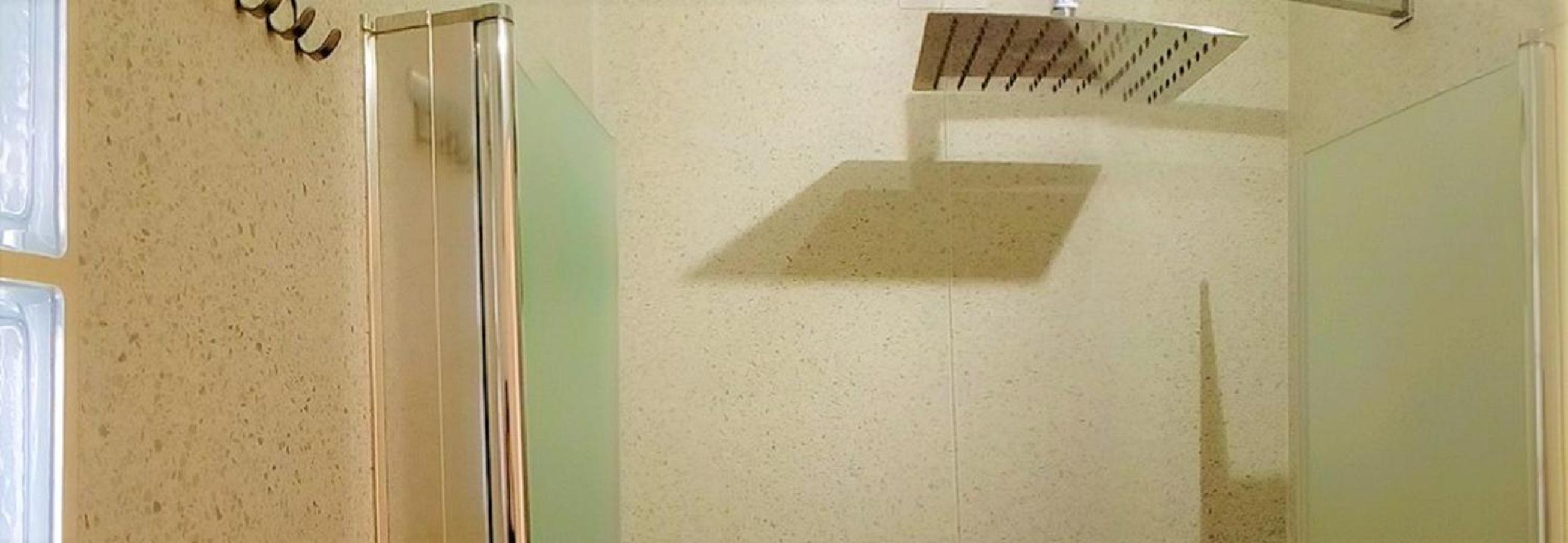Cinghiale Bianco en Cagliari — bathroom