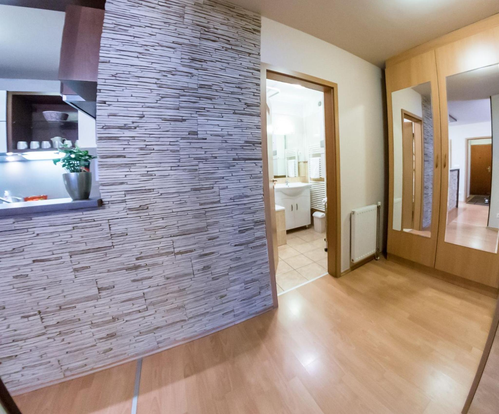 Arpad Bridge Apartments