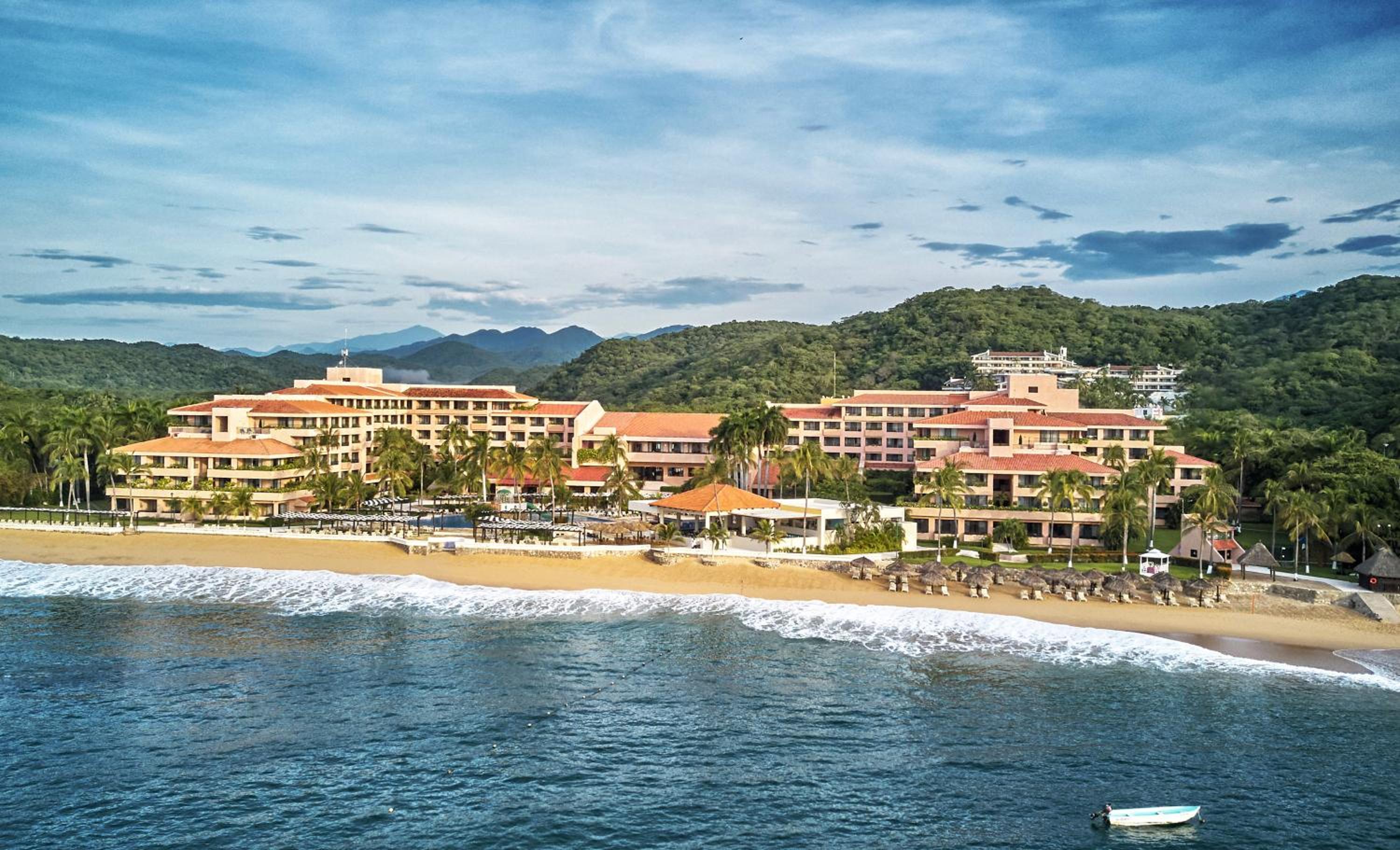 Huatulco Vacations - Barcelo Huatulco - Property Image 1