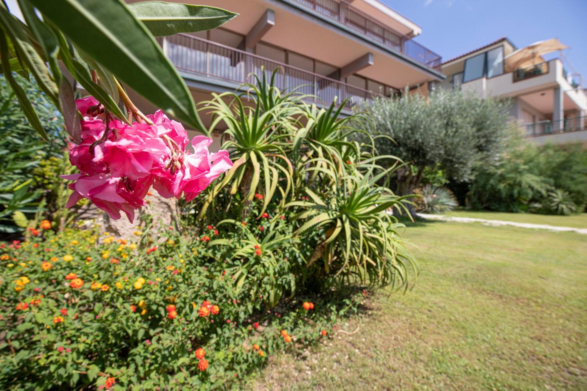 Hotel Villa Arrecifes - Image 1