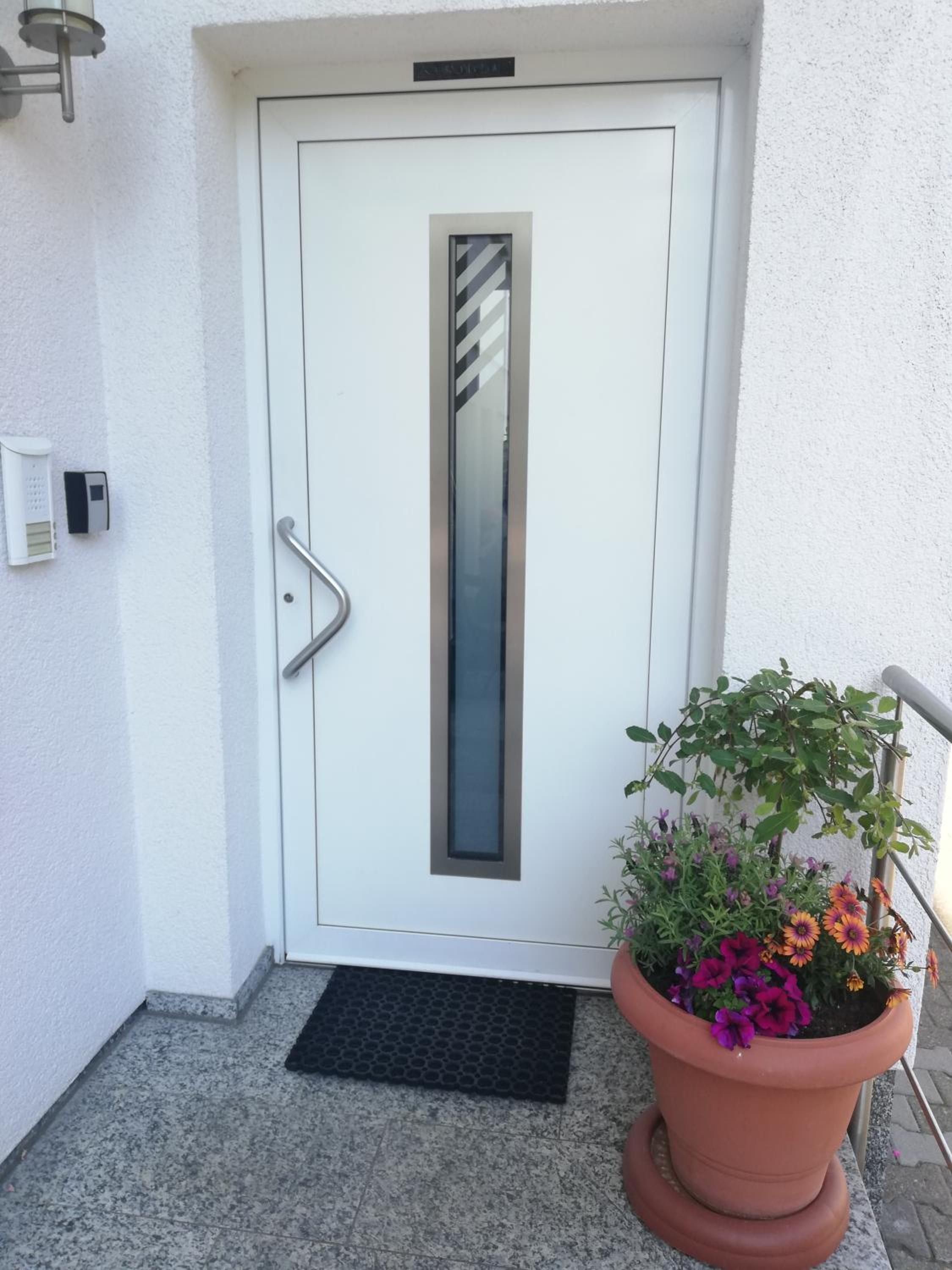 Ferienwohnung Christiane - neue, moderne Ferienwohnung mit Blick ins Grüne