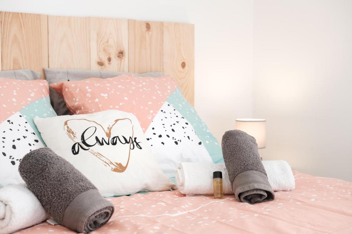 Les Sorbiers - CENTRE VILLE - Spacieux & Climatisation photo 3