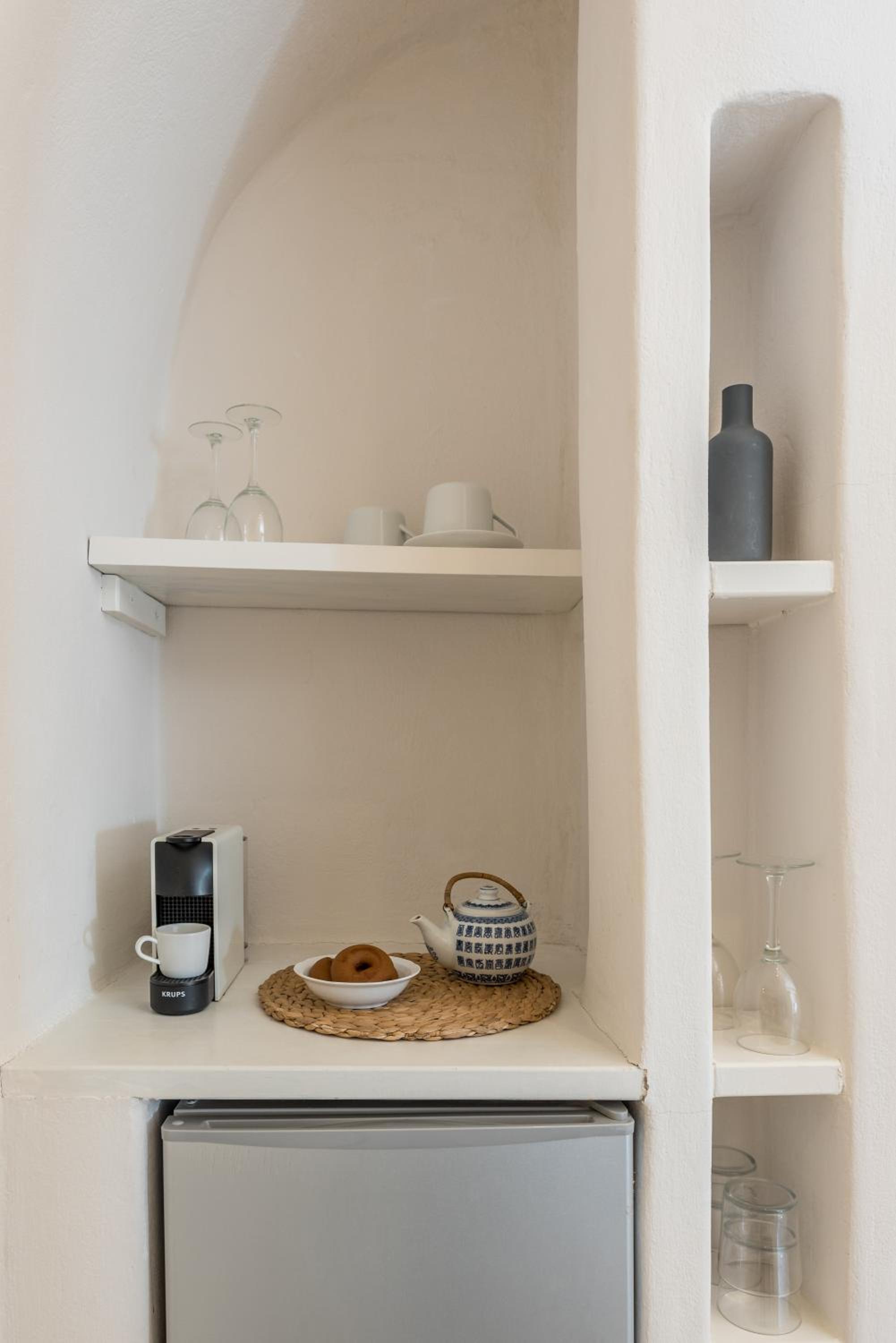 Historic Old bakery cave by Cycladica photo 5