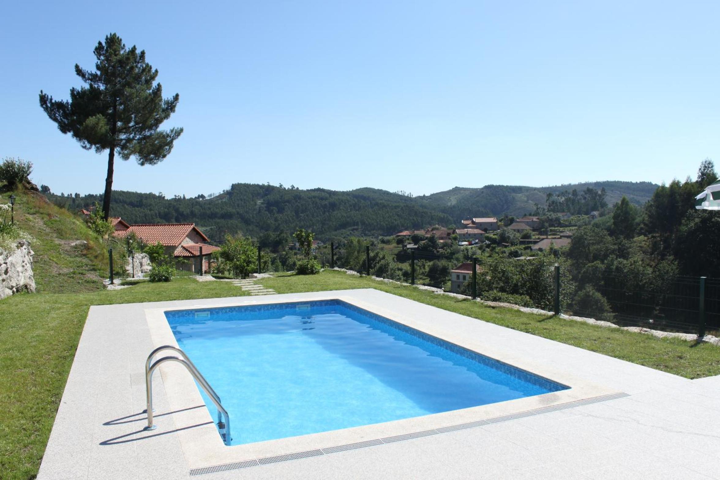 CASA das Leiras view 3