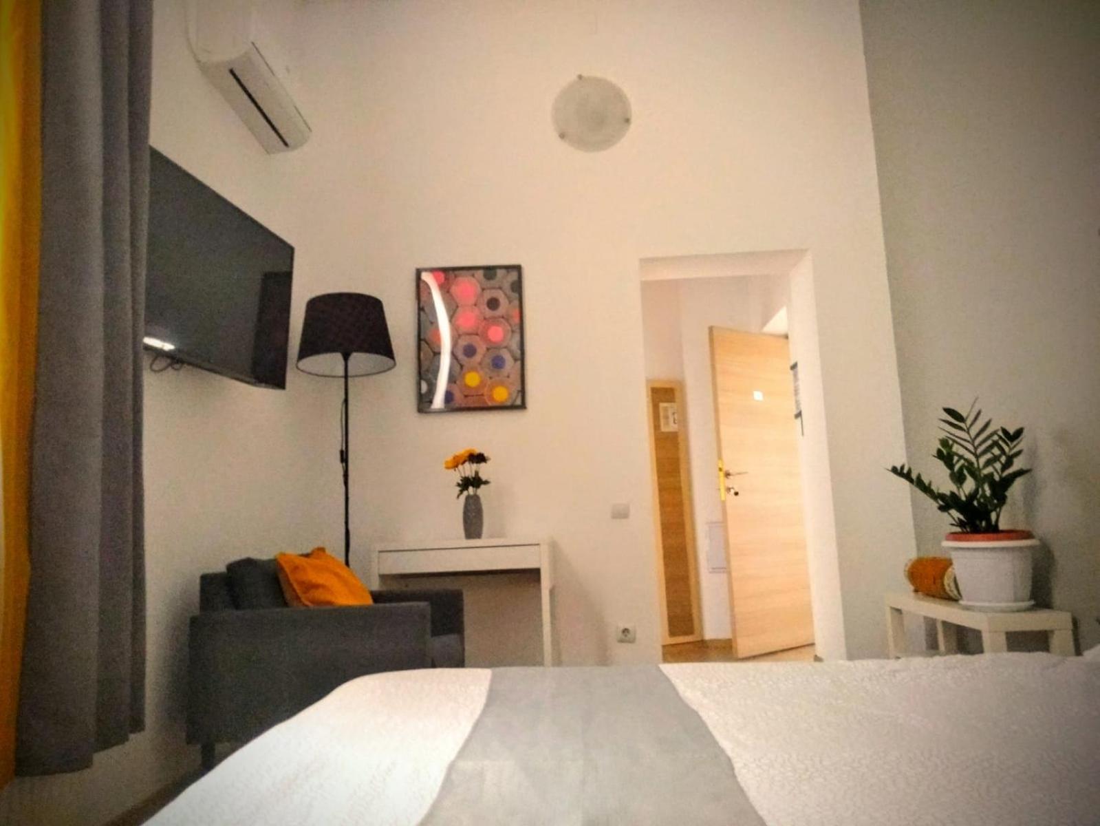 Central Guesthouse