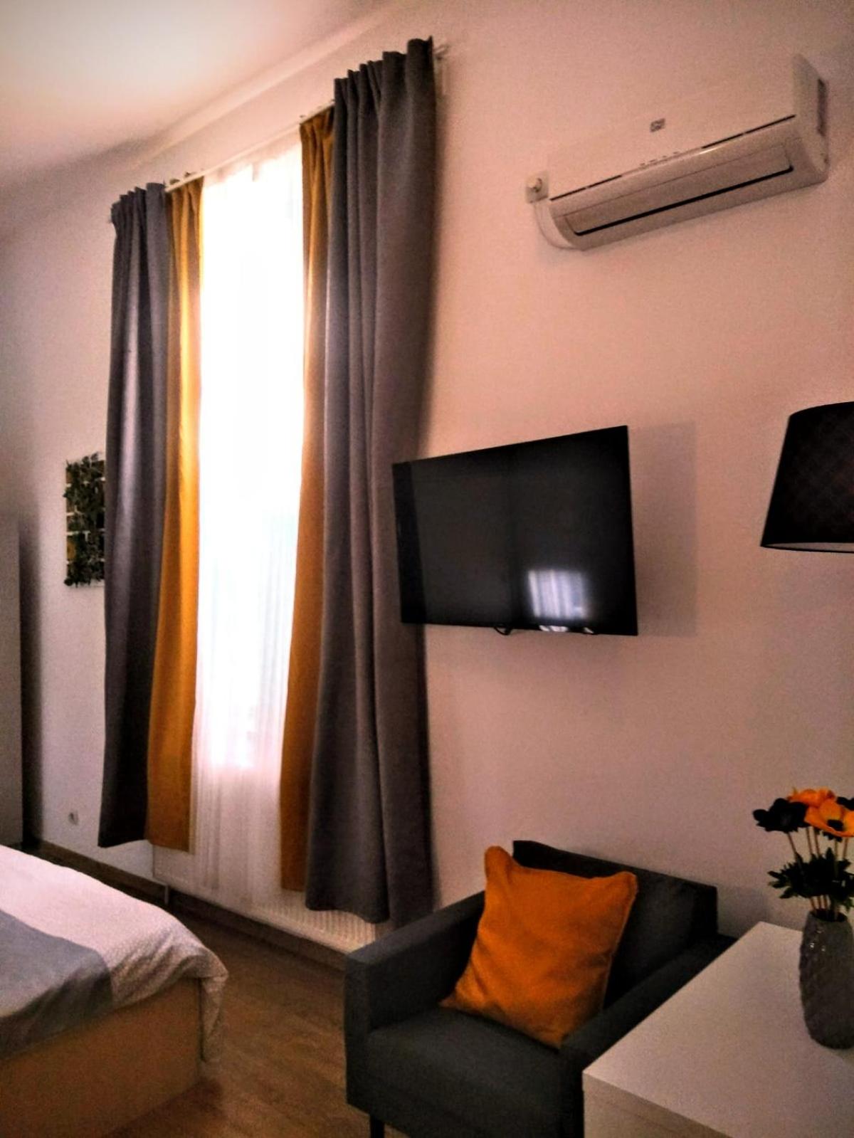 Central Guesthouse