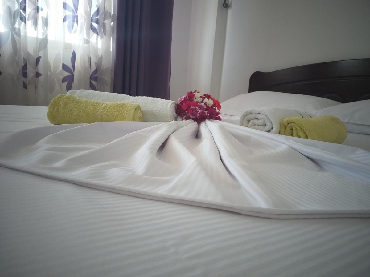 Grand Seaview Apartments