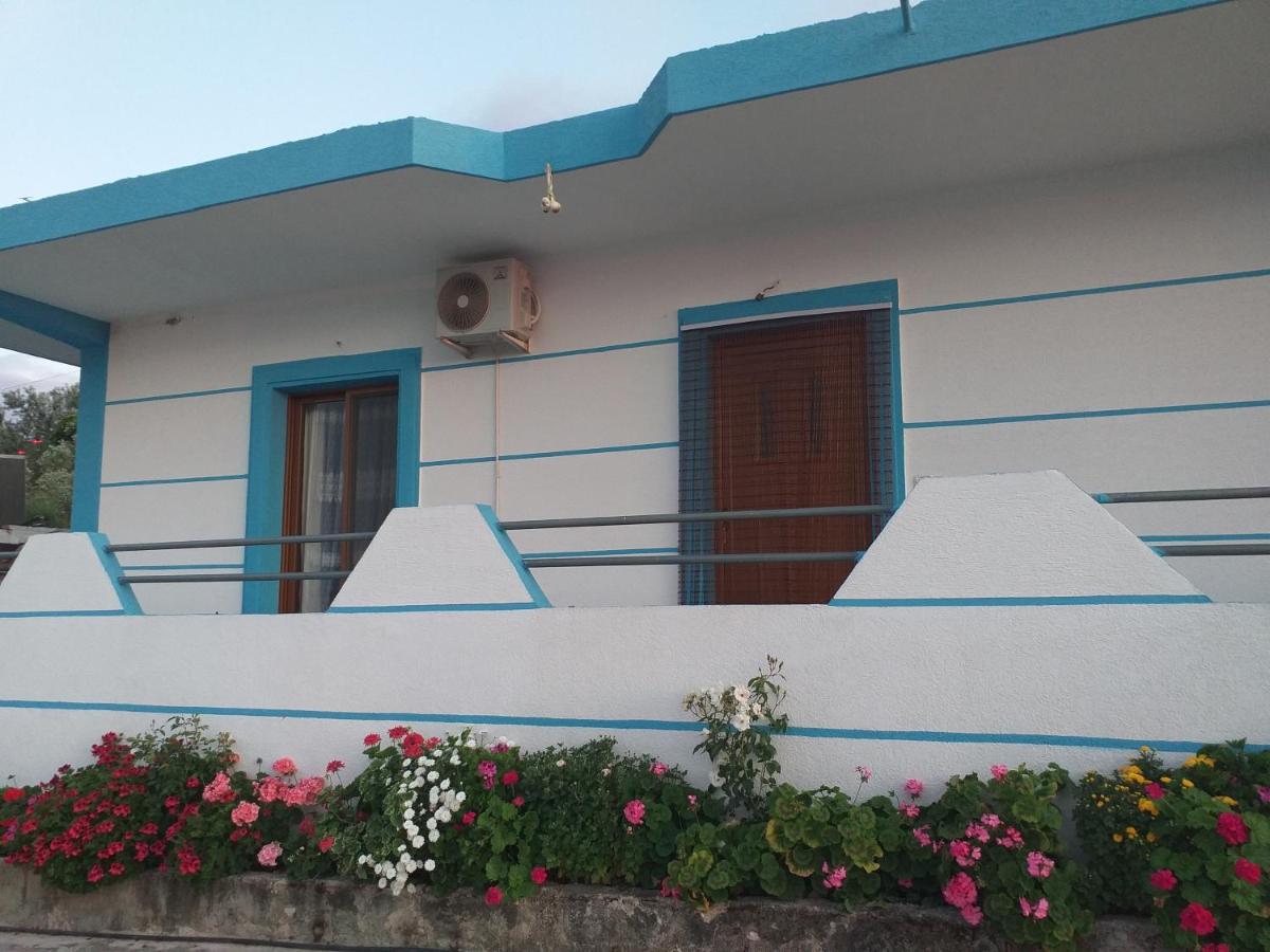 Grand Seaview Apartments
