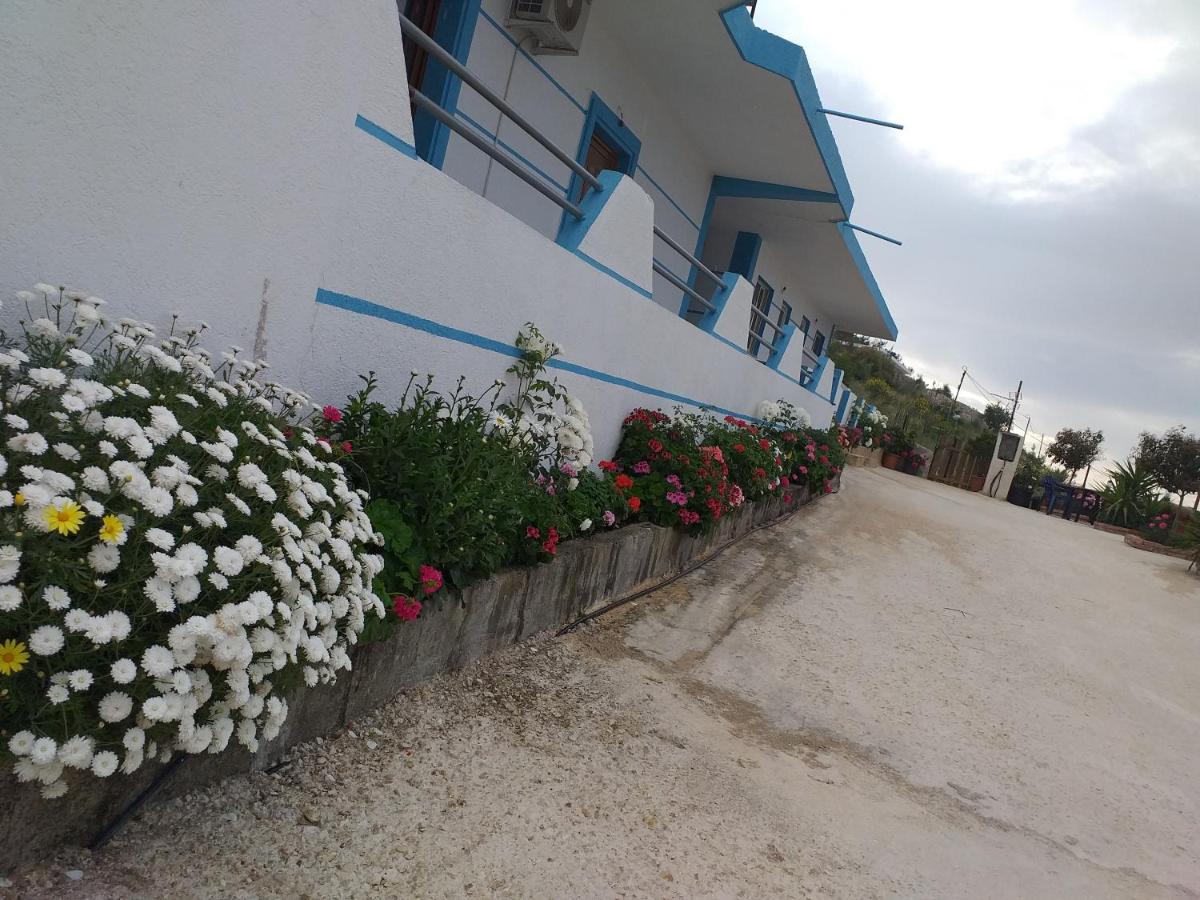 Grand Seaview Apartments