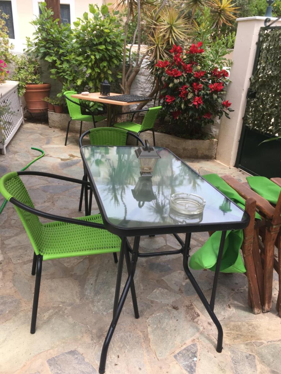 Toula's House photo 4