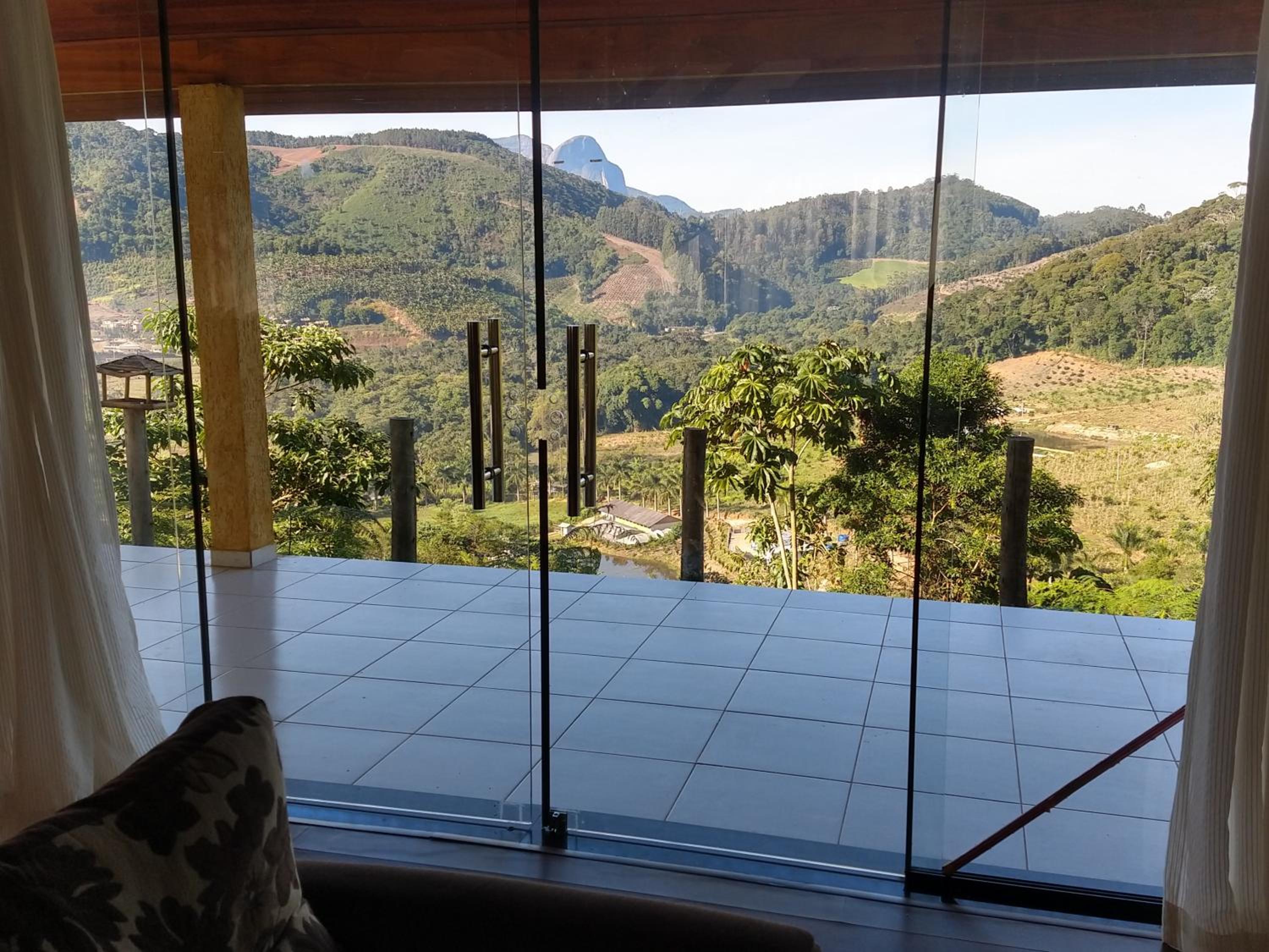 Região de Pedra Azul casa Amarela