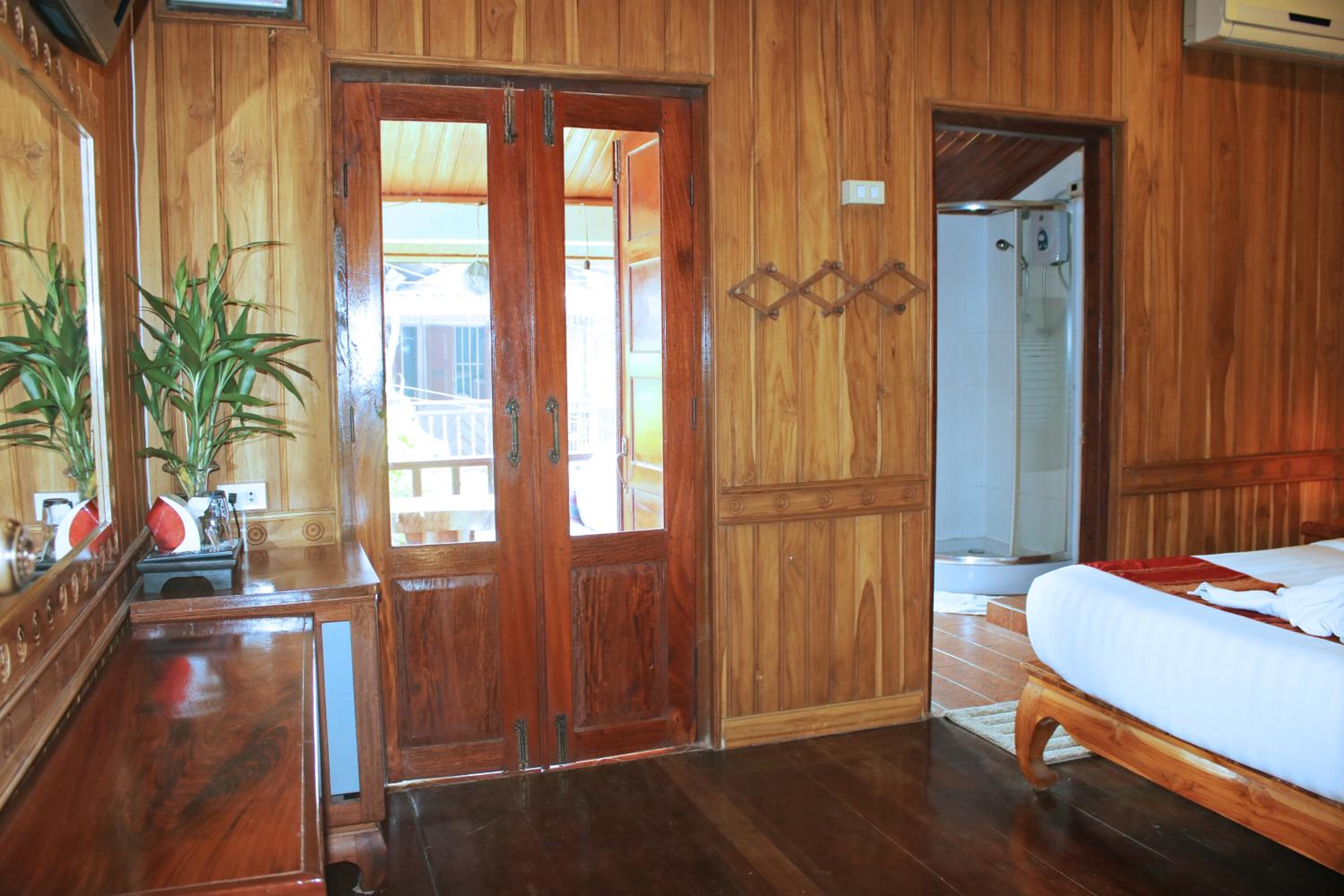 Apple Guesthouse