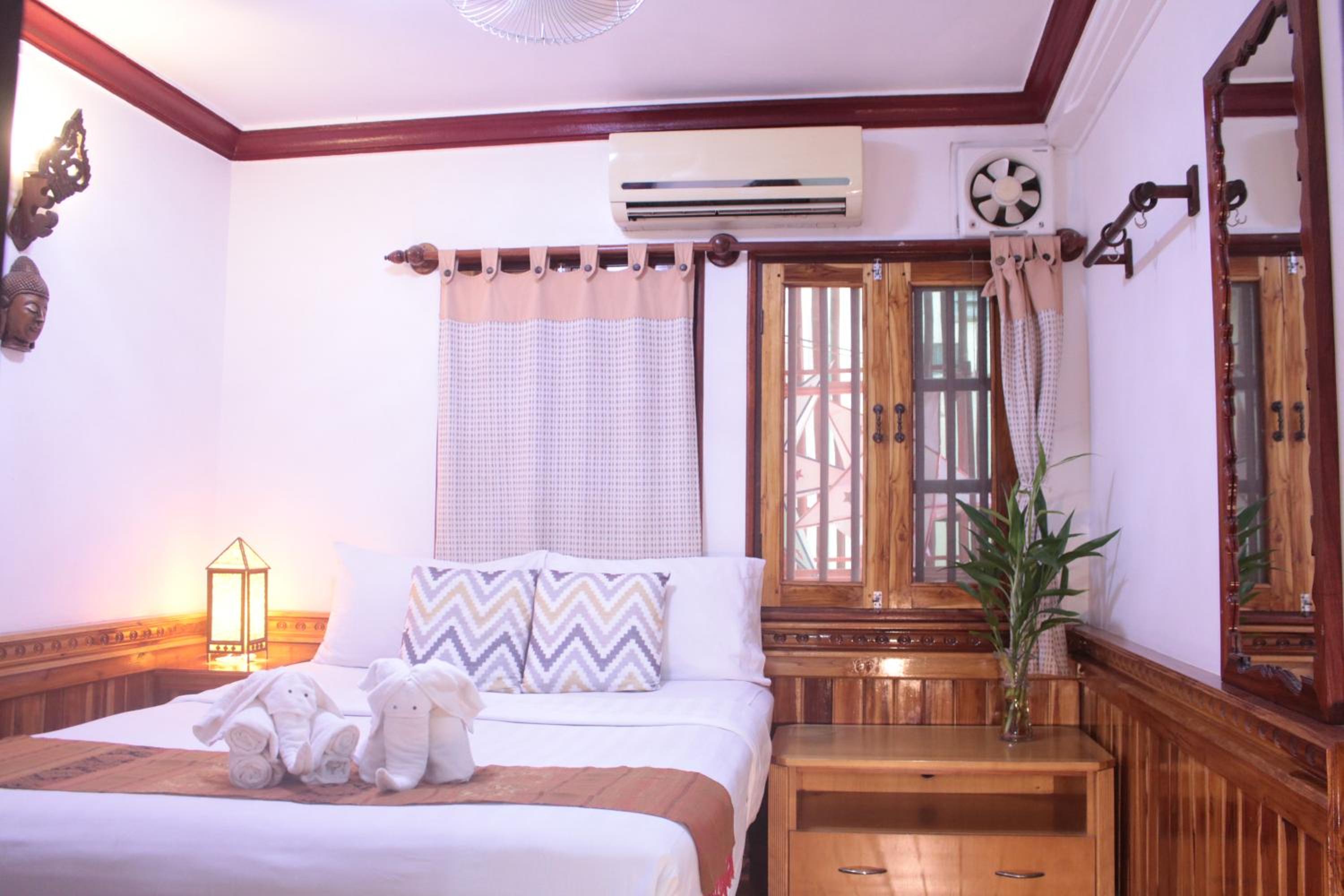 Apple Guesthouse