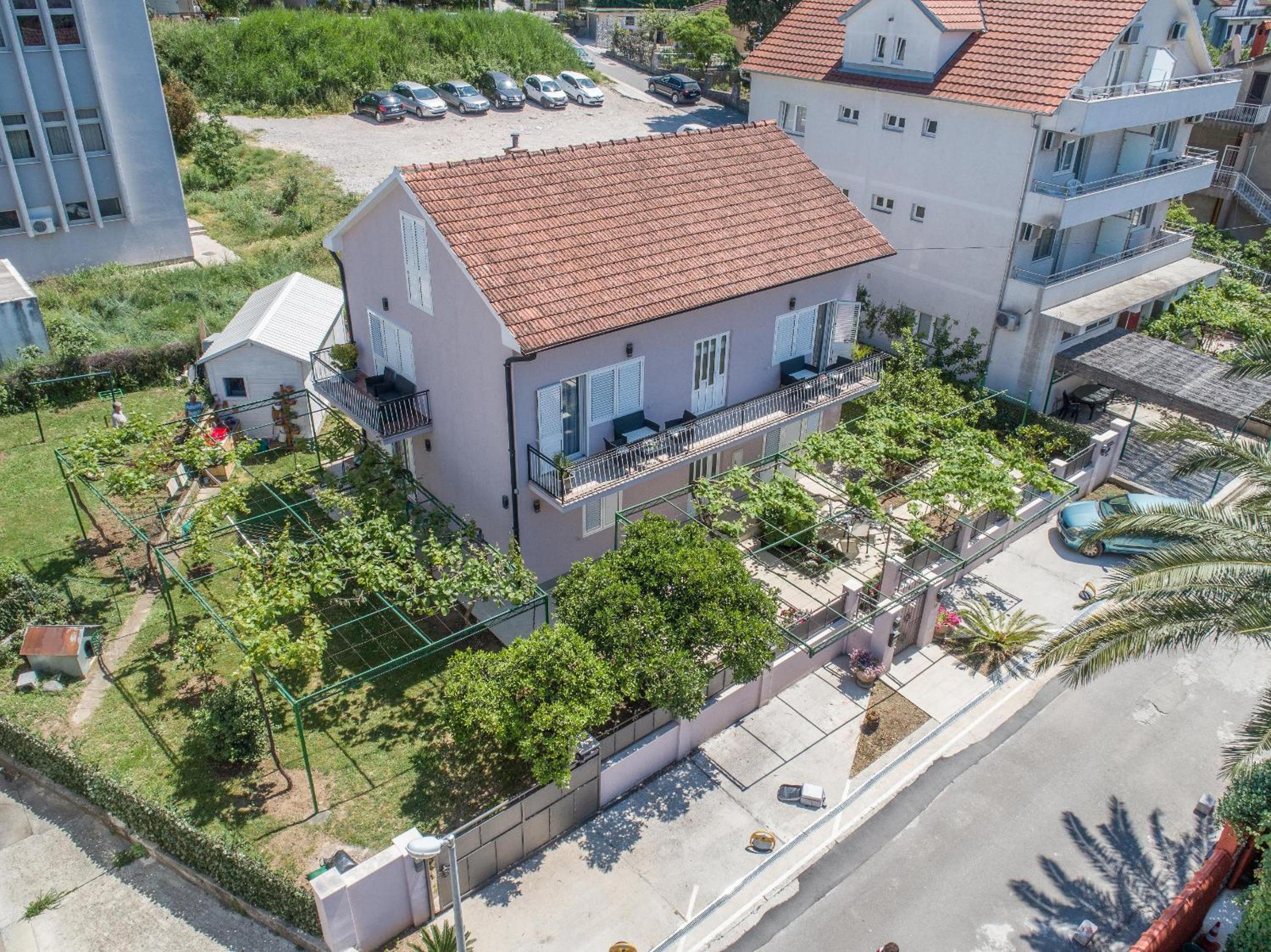 Ioannis Apartments photo 3