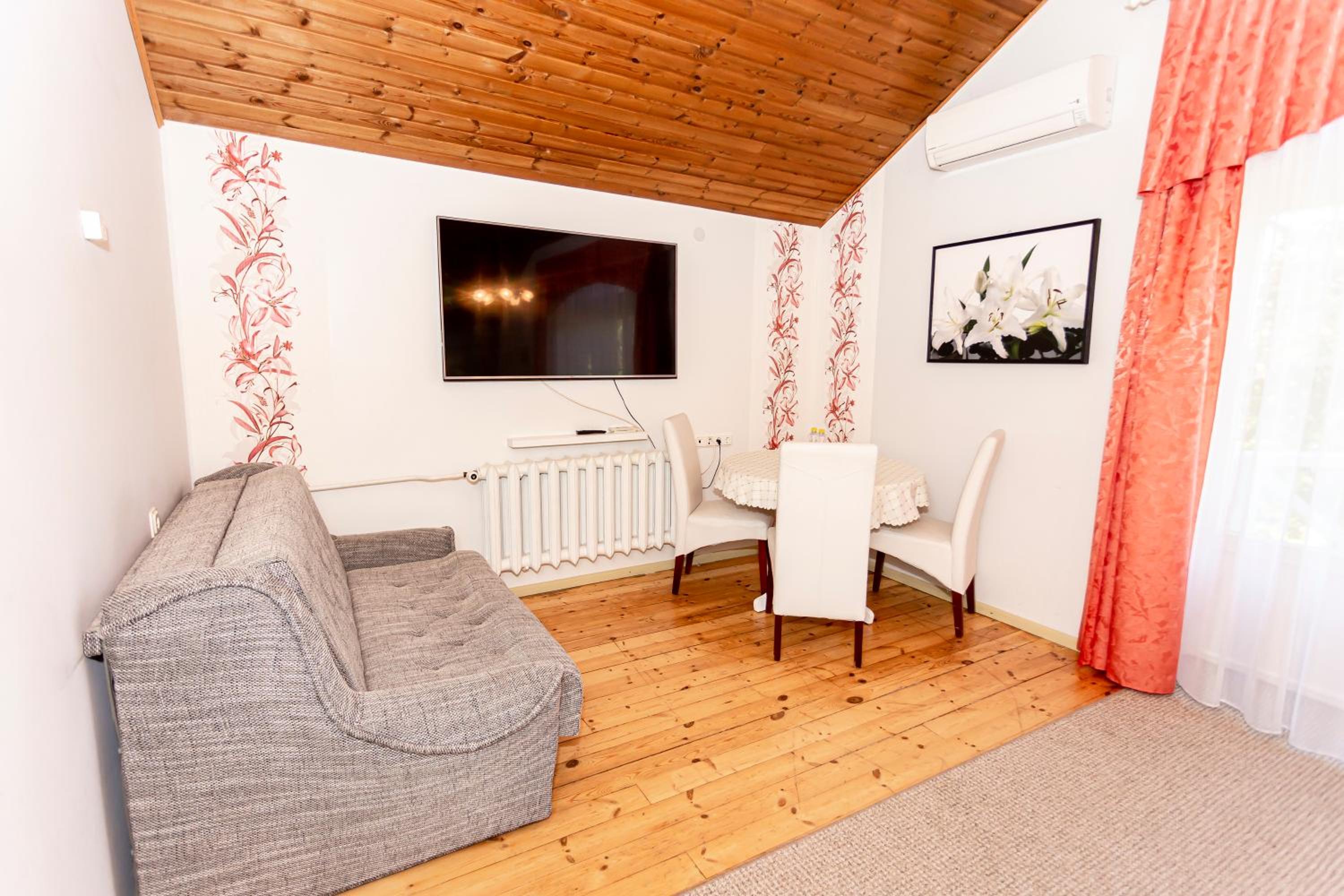 Guest House Rannaliiv view 5