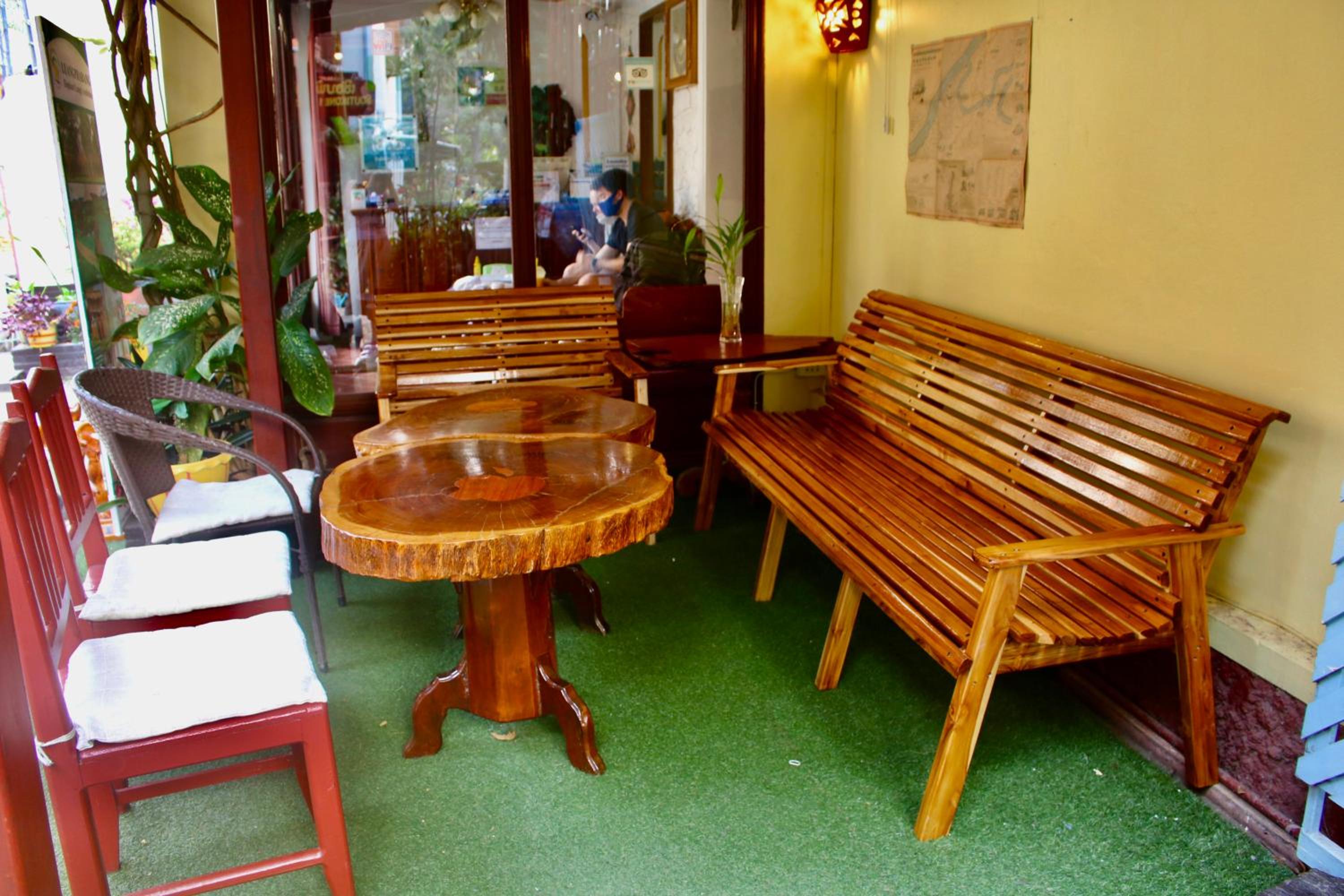 Apple Guesthouse
