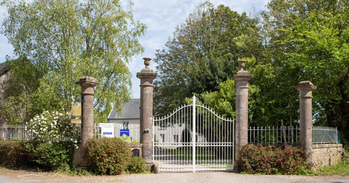 Le Manoir De Juganville view 2