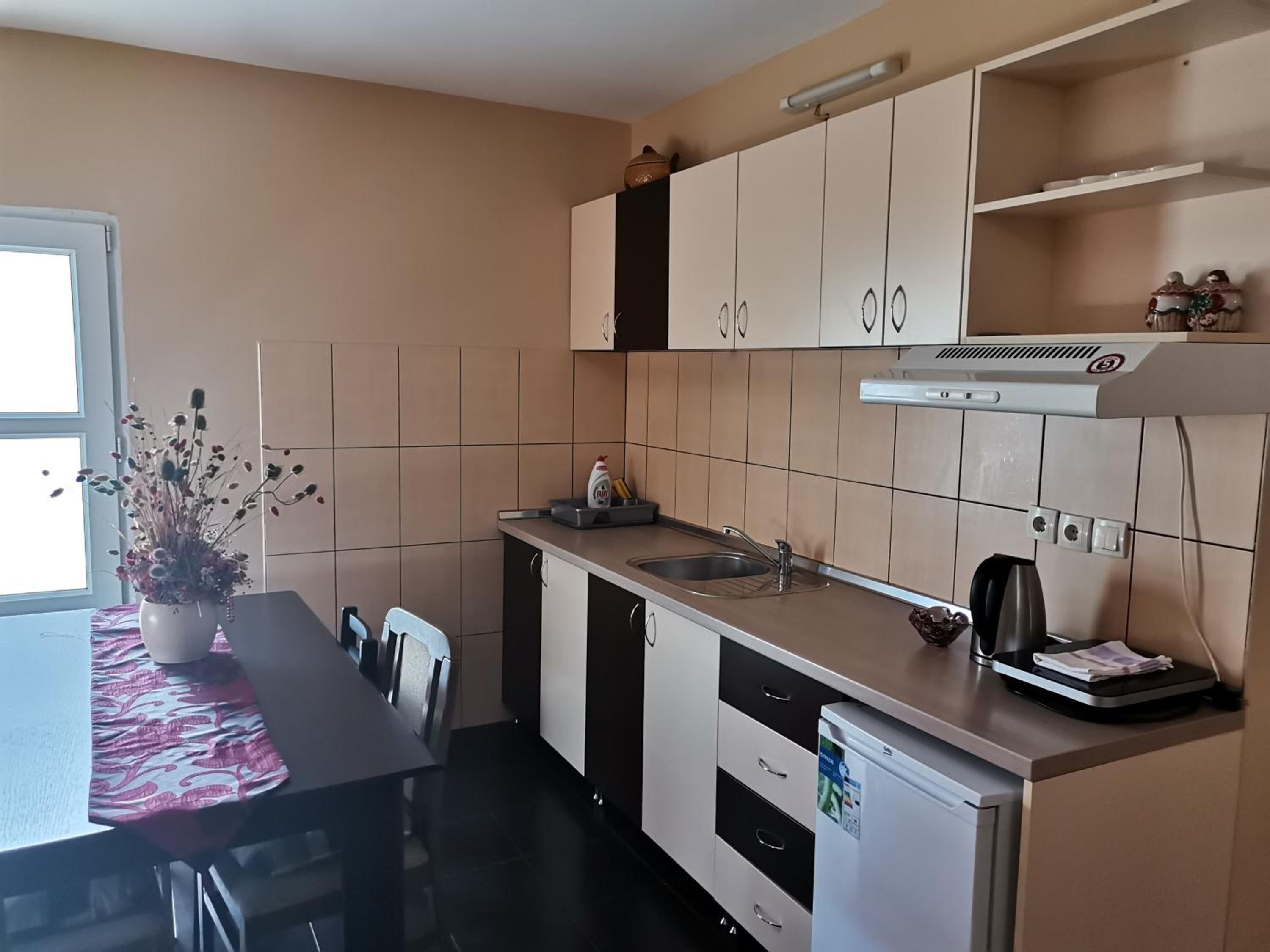 Airport Apartments — photo 31