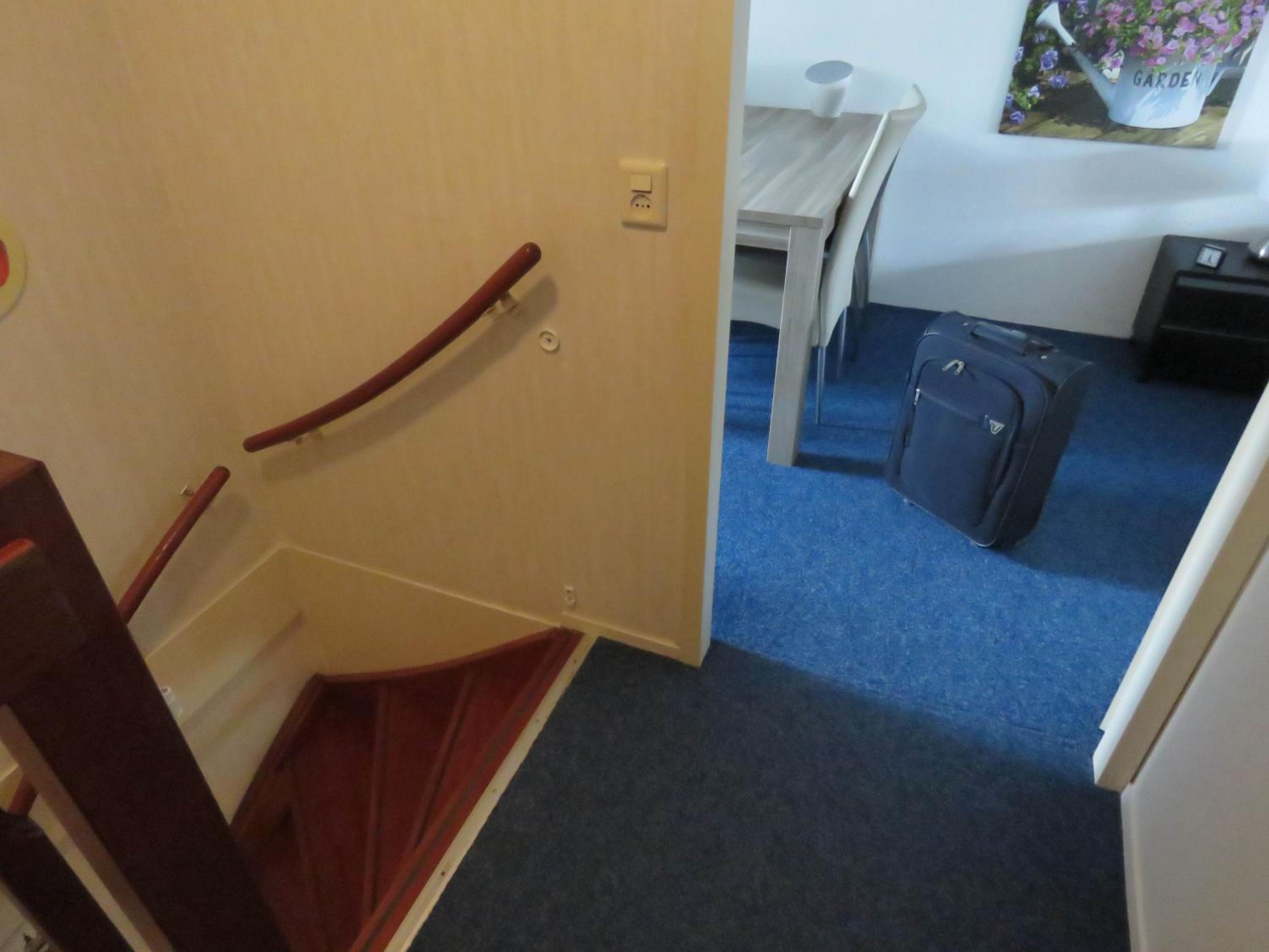 Photo 43