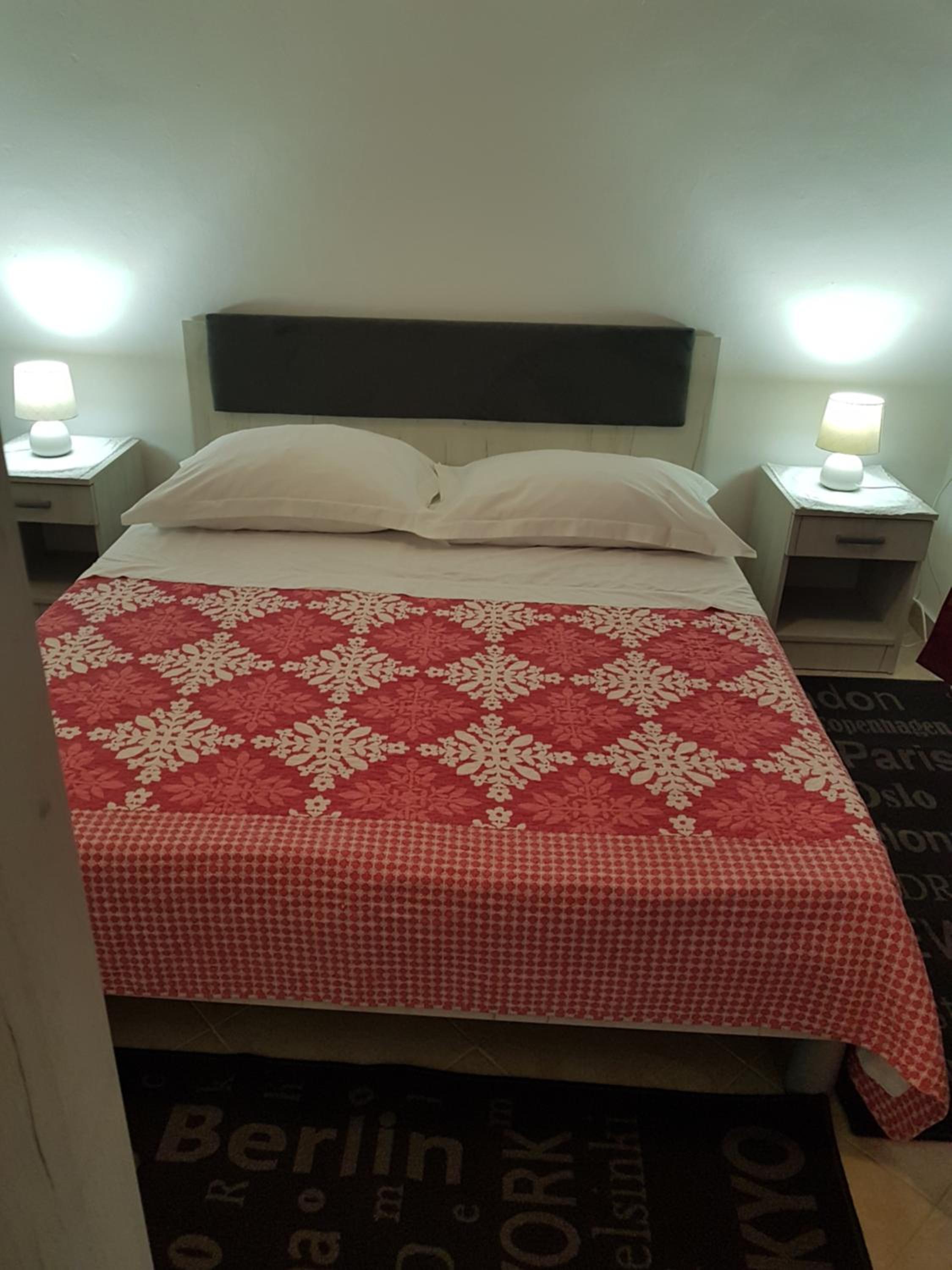 Apartments Viganj