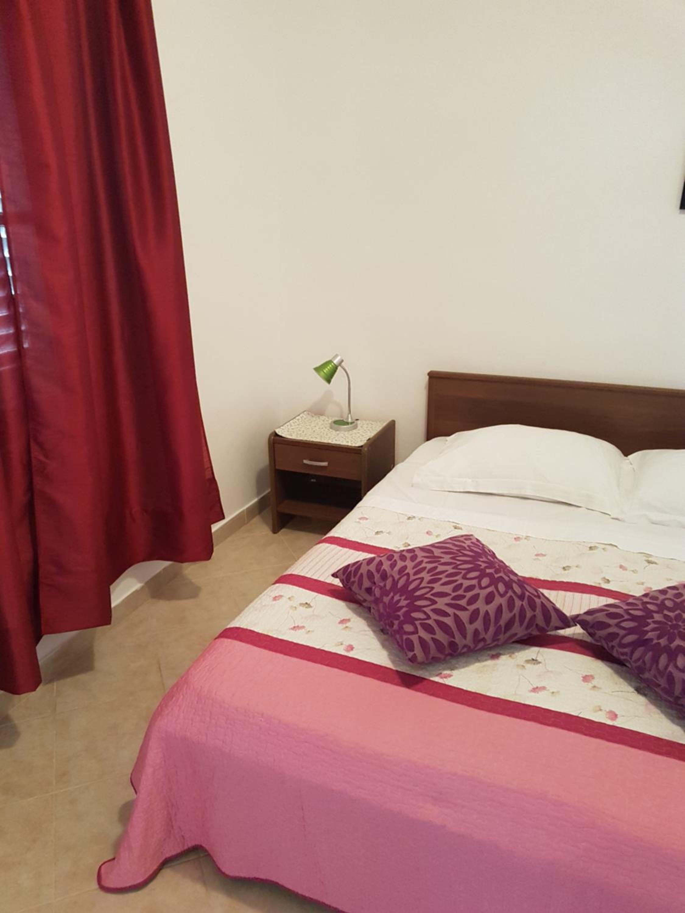 Apartments Viganj
